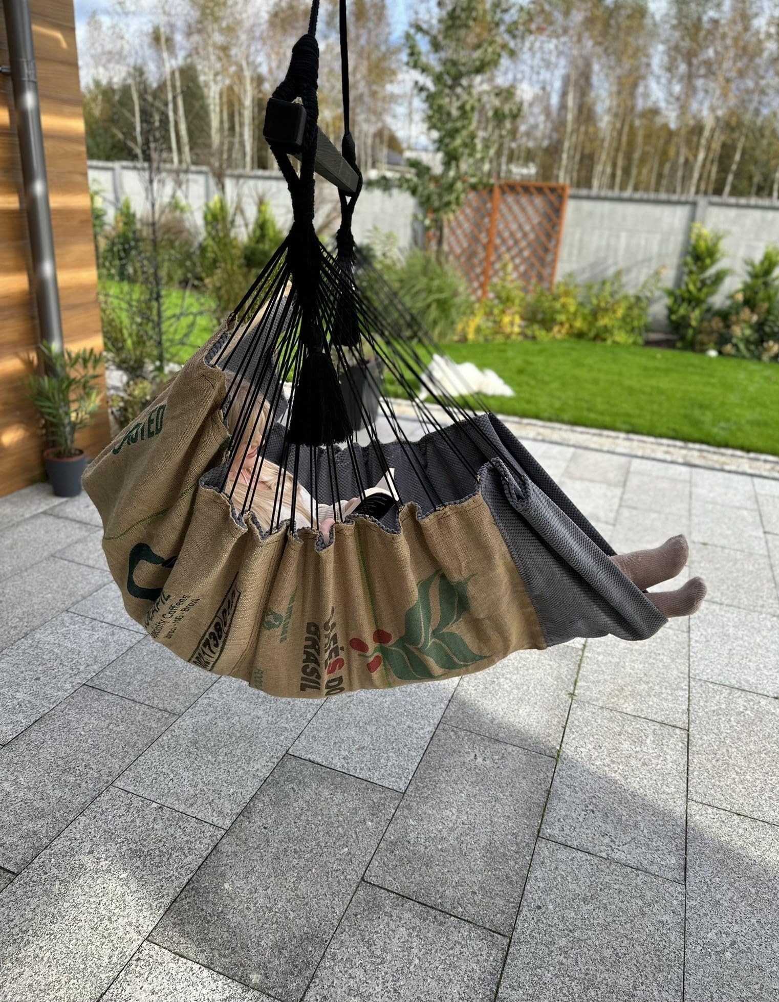 Izabell® Chaise hamac avec Grands Coussins – Fauteuil Suspendu XXL et hamac pour intérieur & extérieur – Coffee Swing en Sacs de Jute de torréfacteurs de café