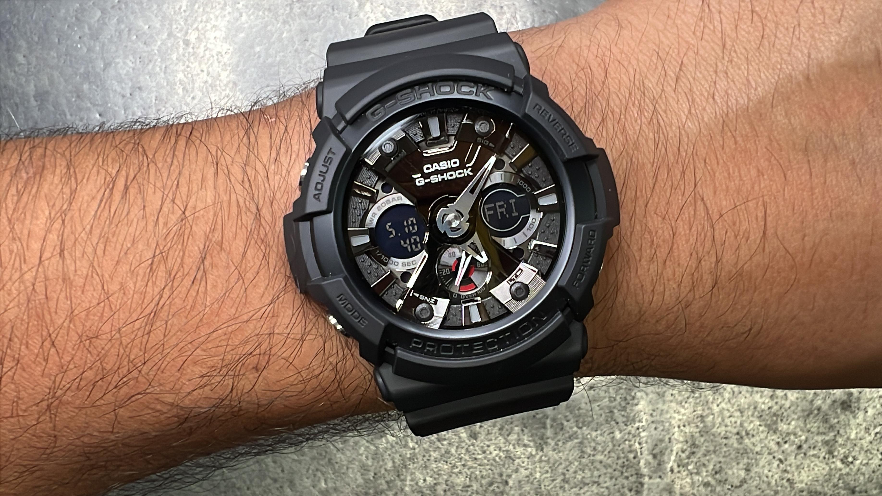 Watch Review on the wrist G-Shock GA201-1A watch on Amazon Live