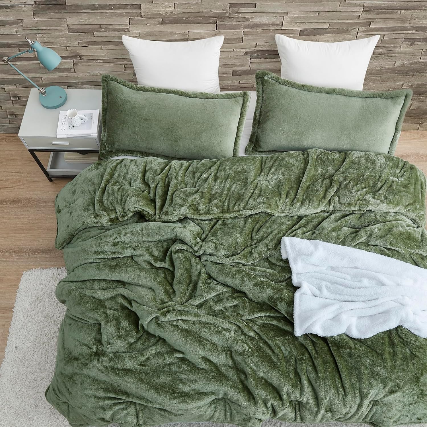 Byourbed Softer Than Soft - Coma Inducer® Twin XL Comforter Set - Double Plush Montana Green