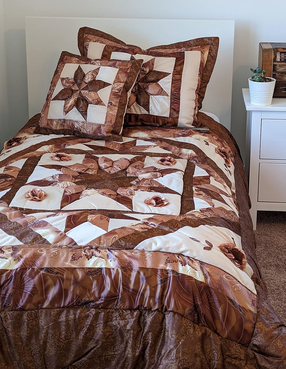 DaDa Bedding Patchwork Diamond of Night Comforter Bed Set - Coffee Brown, Elegant 3-Piece Quilt Set with Floral Embellishments for Luxurious Comfort and Style - Twin Size