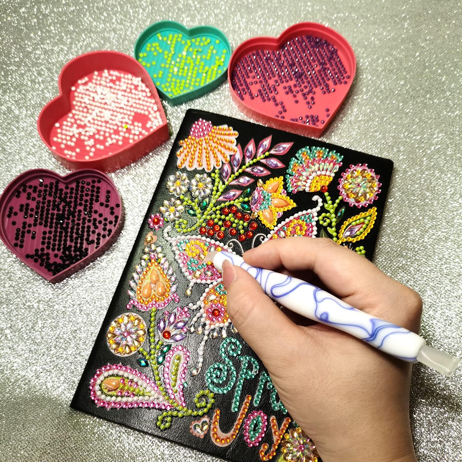 Diamond Painting Trays, Diamond Art Bead Sorting Tray, Small Storage Container Boxes for Small Items Things Small Parts with Hinged Lid,Heart Plastic Gift Box,Small Plastic Boxes 9PC