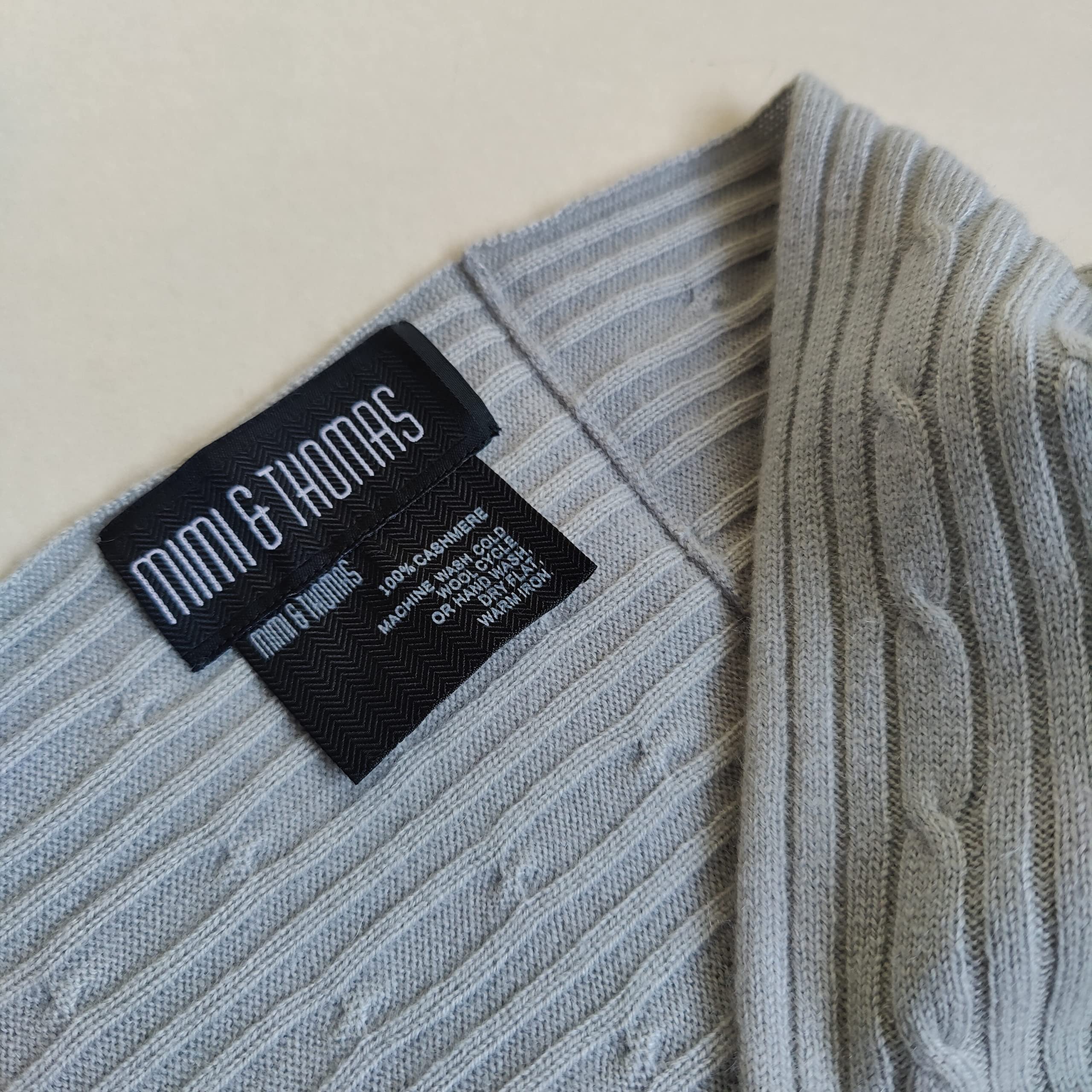 Mimi & Thomas UK Pure Cashmere - Bufanda infinita de punto trenzado
