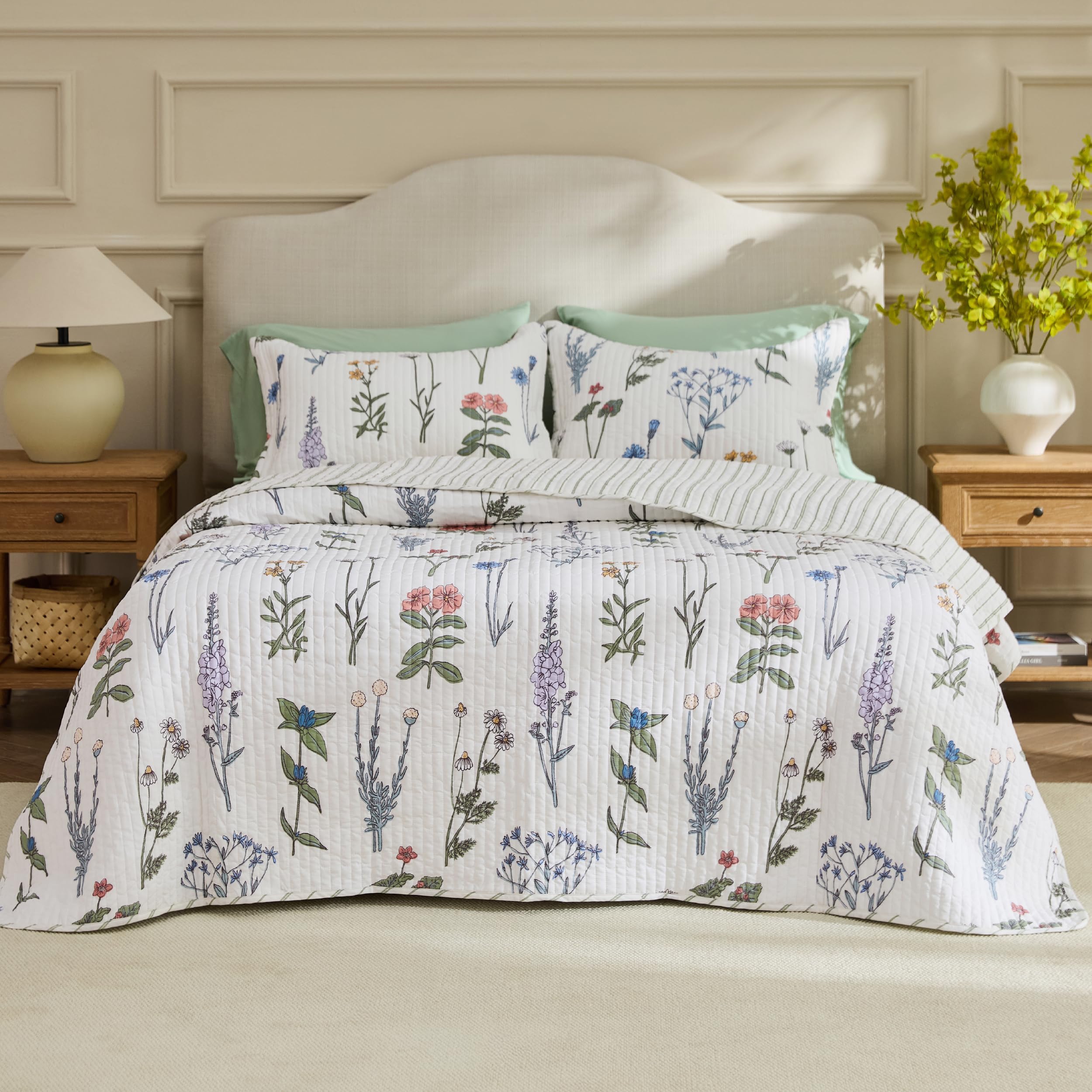 Bedsure Floral White Quilt Queen - Reversible Queen Size Floral Quilt Bedding, Lightweight Bedspread, Soft Botanical Coverlet for All Seasons (90"x96")