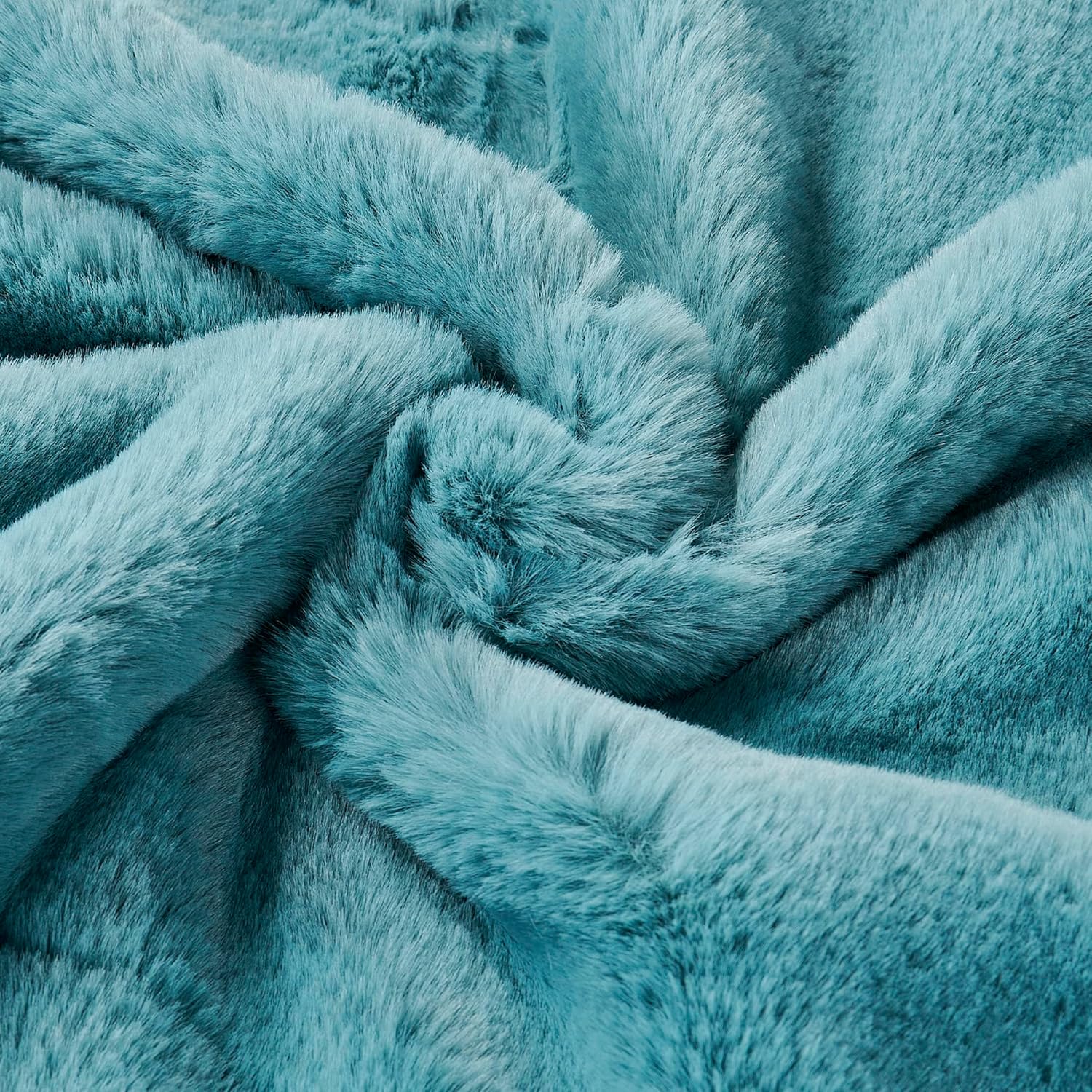 Luxurious Faux Fur Throw Blanket - 800gsm Heavy Thick Plush Warm Throw for Couch Bed Sofa, Soft Fluffy Fuzzy Blanket Reversible to Cozy Velvet, 60" x 80", Smoke Blue