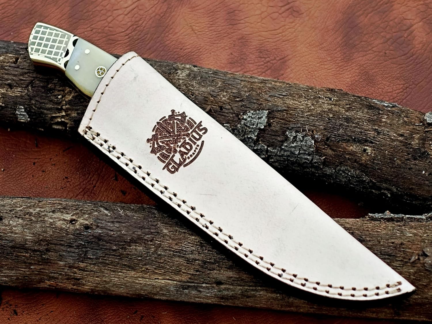 | Viking Heritage Skinner Knife – Expertly Crafted with Damascus steel for Precision Hunting and Field Dressing: Embrace the Timeless Elegance of Craftsmanship with this Razor-Sharp