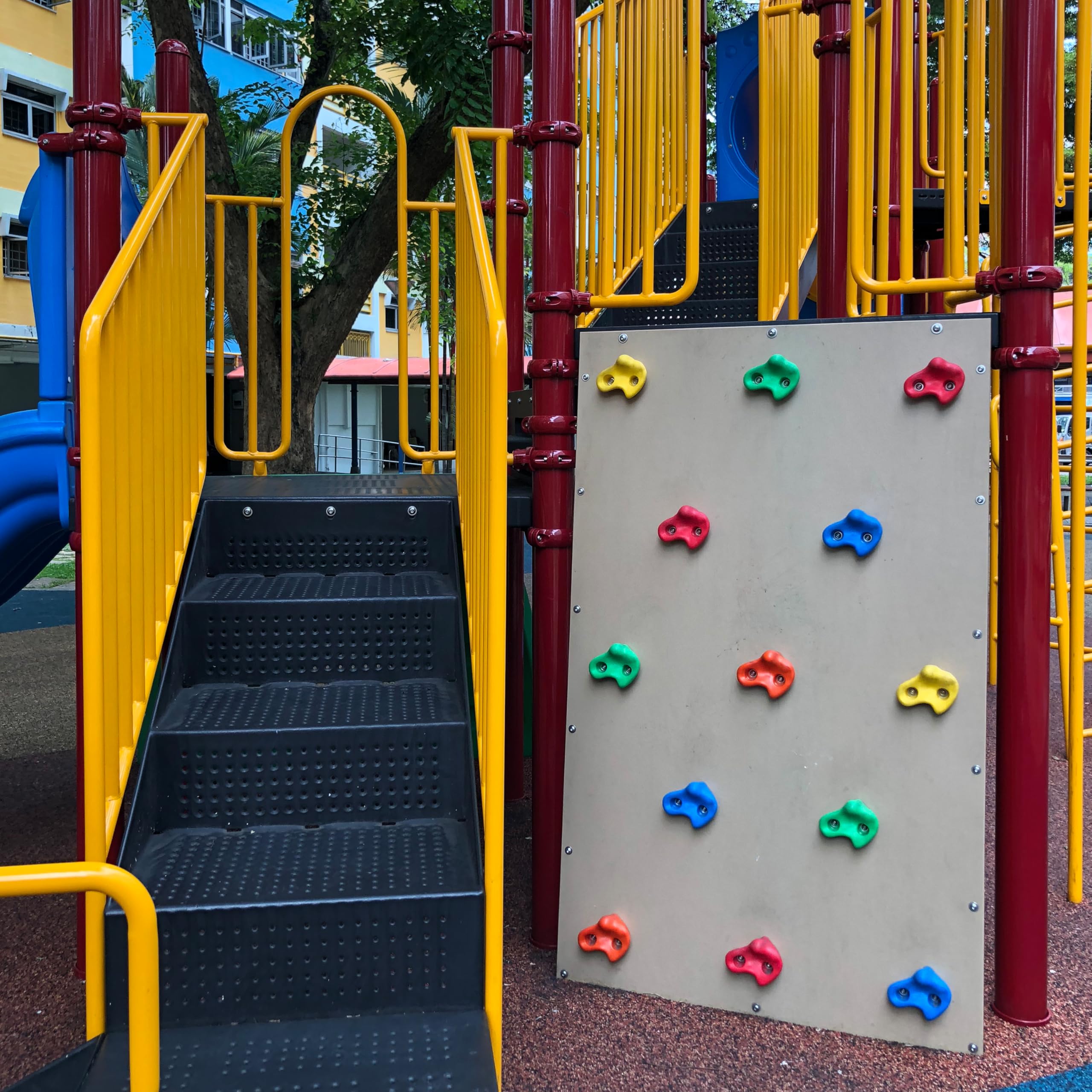 Retoo Klettergriffe Set 10 Stück für Kletterwand Outdoor & Indoor, 10 Klettersteine + 2 Haltegriffe mit Befestigung, bis 100 kg belastbar, Robustes Kunststoff, für Kinder