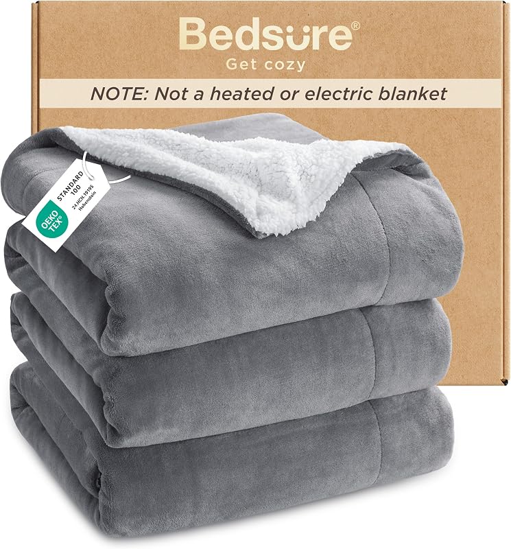 Bedsure GentleSoft Sherpa - Manta de forro polar para cama, no calentada, gruesa y cálida para mujeres y hombres, suave manta de felpa para invierno, gris, 89.8 x 89.8 in