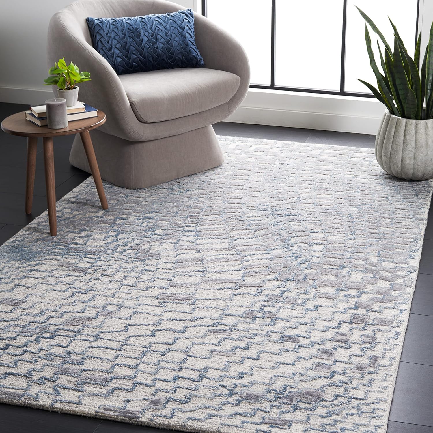 SAFAVIEH Metro Collection Area Rug - 5' x 8', Grey & Ivory, Handmade Modern Abstract Wool, Ideal for High Traffic Areas in Living Room, Bedroom (MET178F)