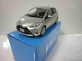 トヨタ ヴィッツ HV ホワイトパール 色見本ミニカー カラーサンプル 未使用 Amazon.co.jp: トヨタ ヴィッツ ミニカー カラーサンプル