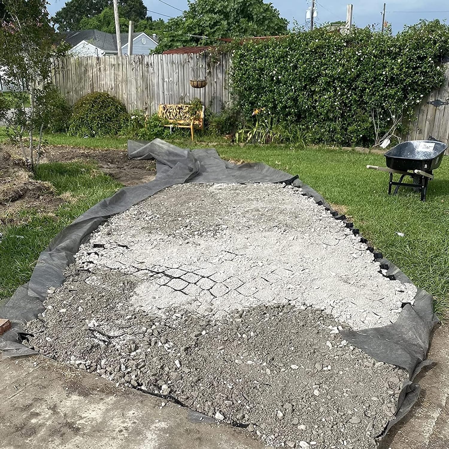 Grille de sol en gravier pour retenir la terre de talus et mur de soutènement 5cm