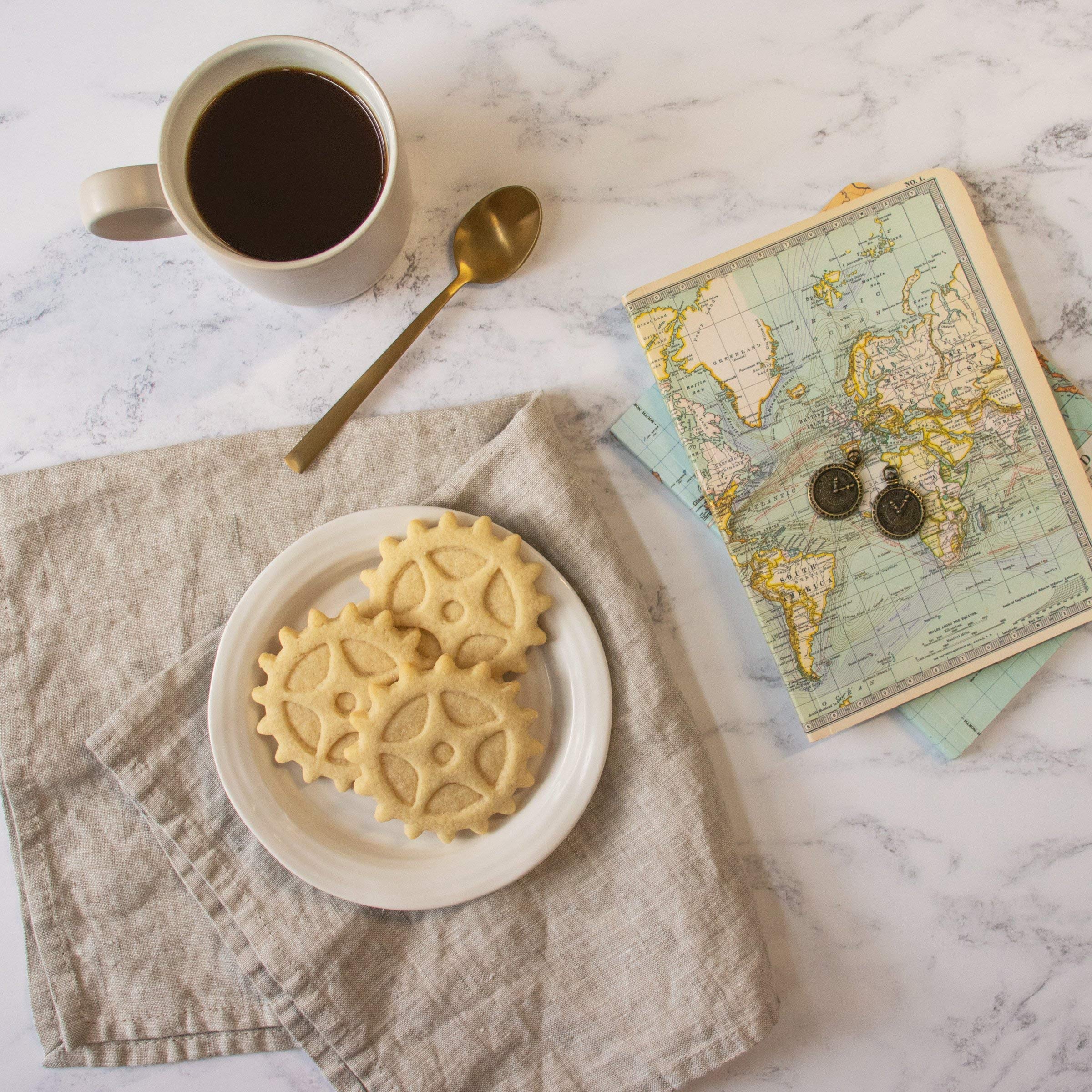 Amazon | BAKERLOGY スチームパンク 歯車 クッキー型 | レトロ