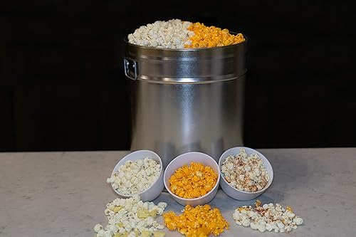 Miniatura 8 de The Cheese Lover Gourmet - Lata de palomitas de maíz: queso cheddar artesanal artesanal, queso cheddar blanco y queso rancho Buffalo Perfecto