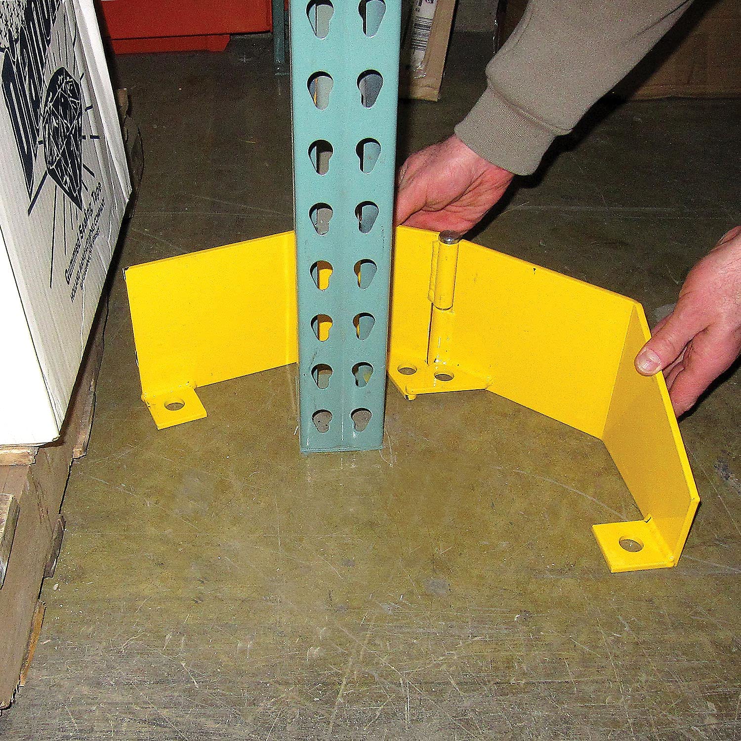 Global Industrial Extra Heavy Duty Frame Guard, Right, Steel, Yellow