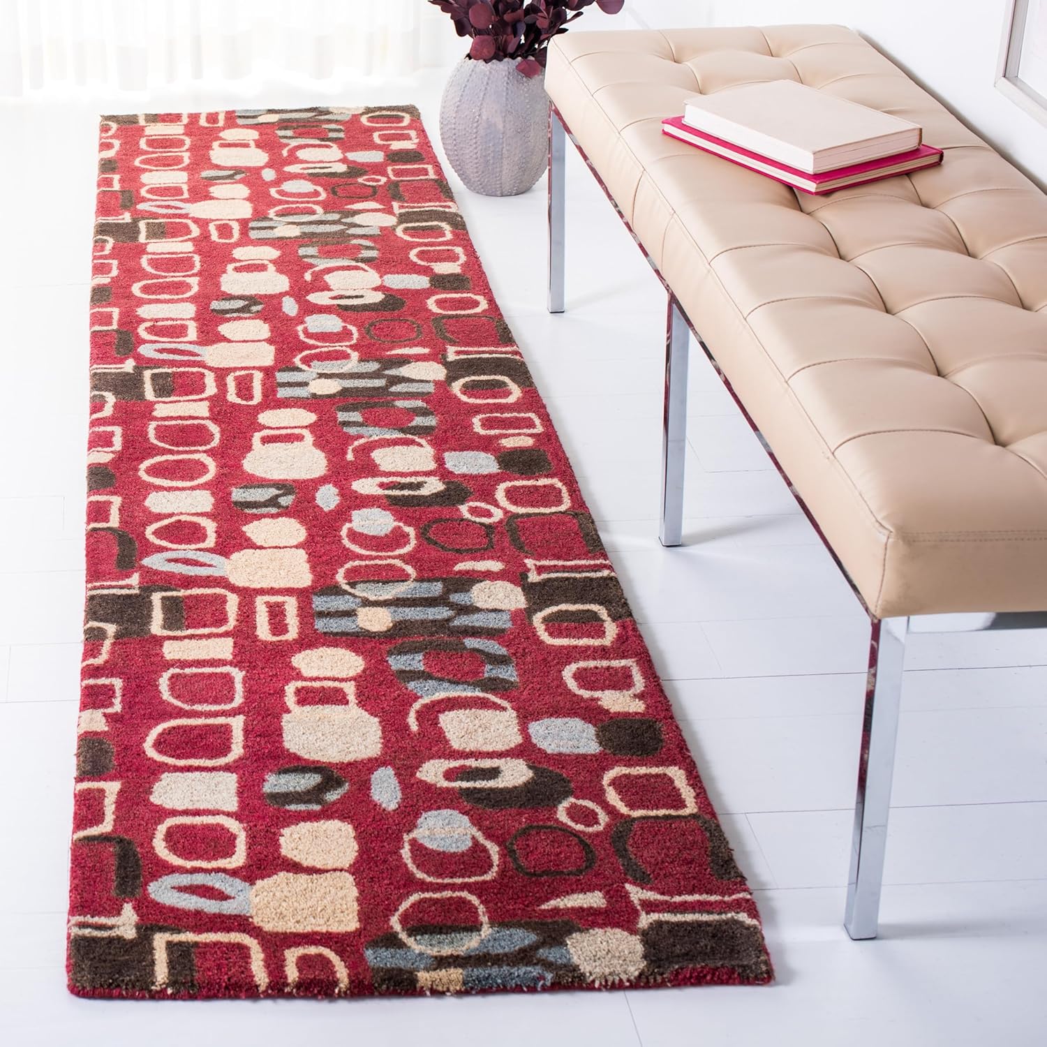 SAFAVIEH Wyndham Collection Runner Rug - 2'3" x 9', Red & Multi, Handmade Modern Wool, Ideal for High Traffic Areas in Living Room, Bedroom (WYD621A)
