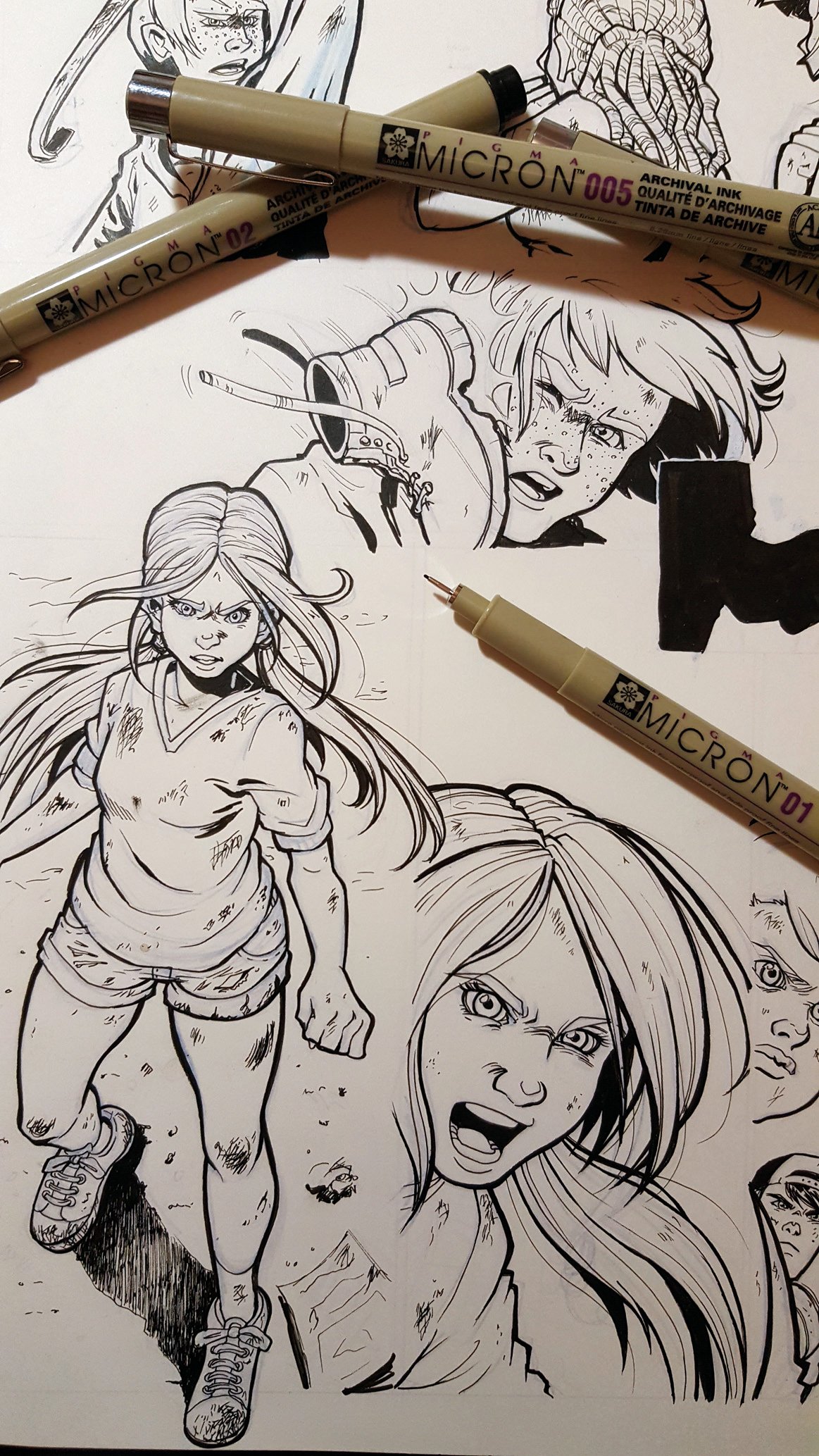 Sakura Micron Art Edition - Set di 6 Penne a Punta fine, 4 Micron + 1 Pennello Brush + 1 Graphic #1