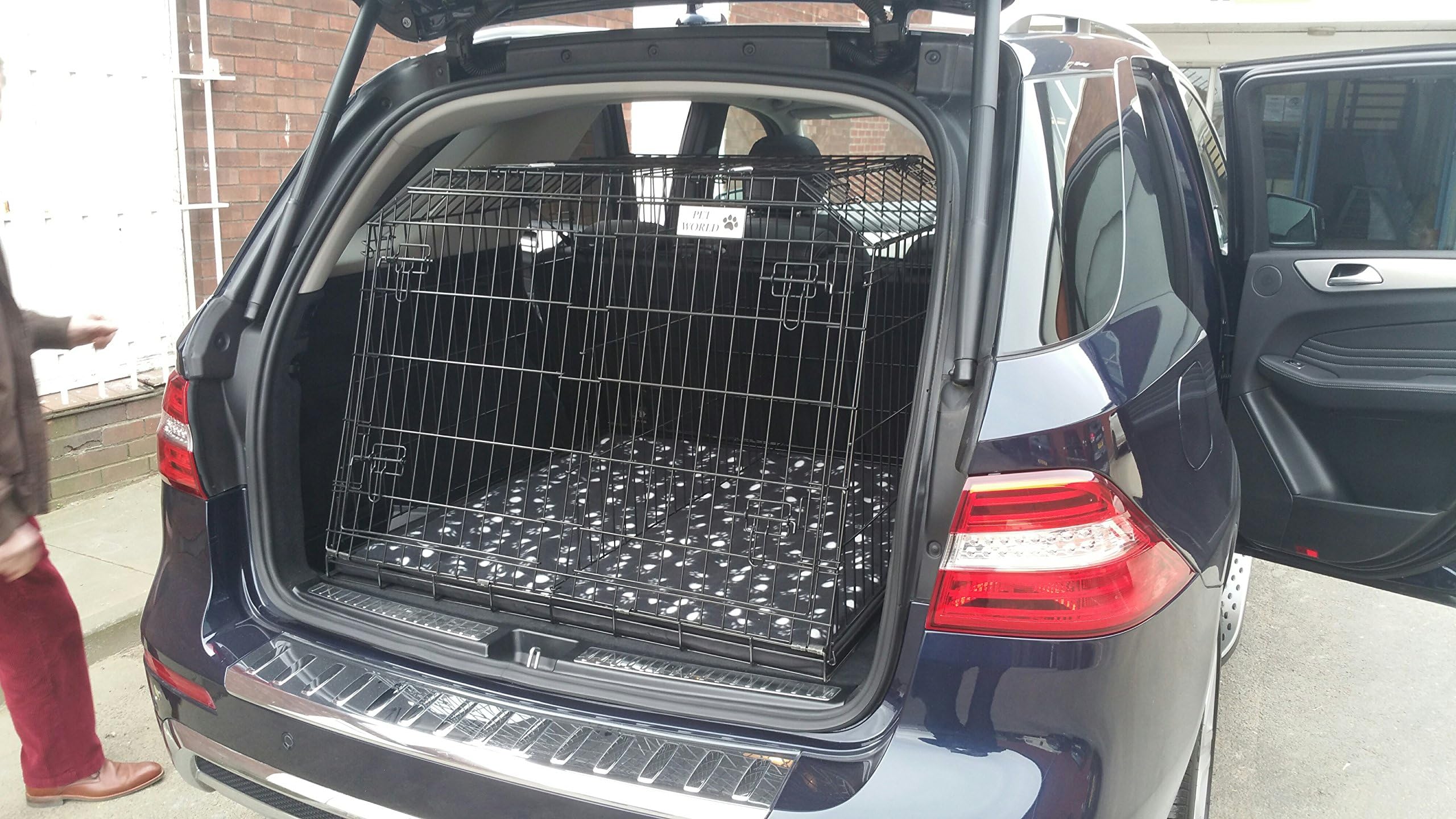 Pet World Small 38" Sloped Car Dog Crate – Compatible with Mercedes ML 250 – UK Designed Boot Crate – High Carbon Steel Travel Cage – Emergency Escape Hatch – Folds Flat – Free Comfort Mat