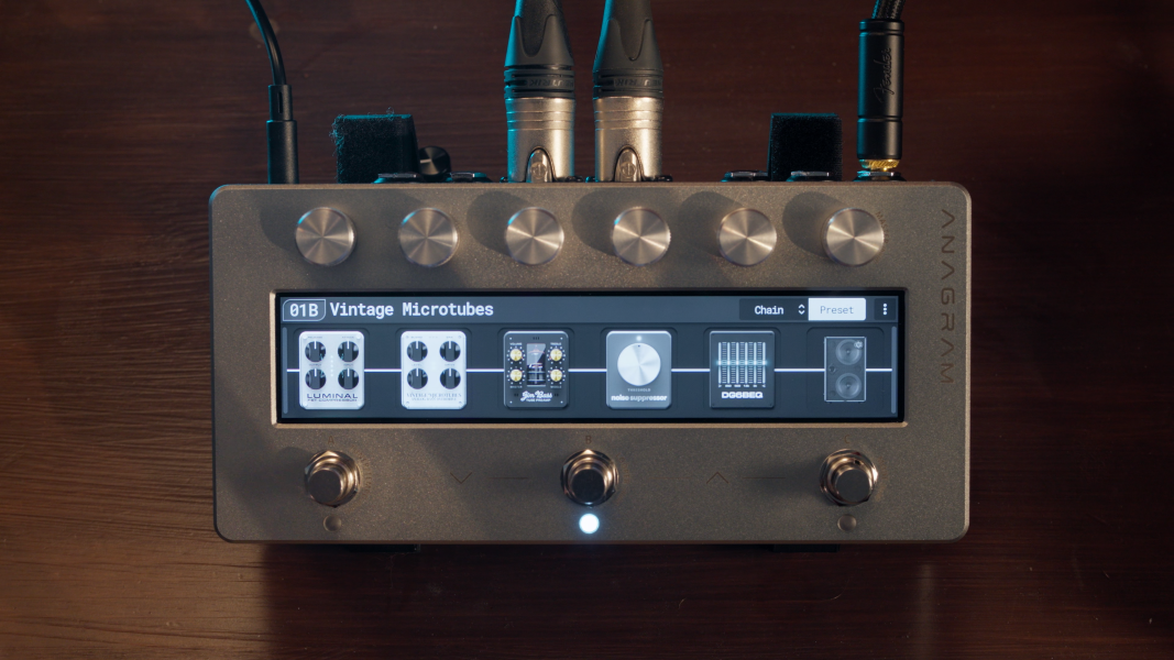 Amazon.com: Darkglass Pedal de unidad de efectos múltiples Anagram