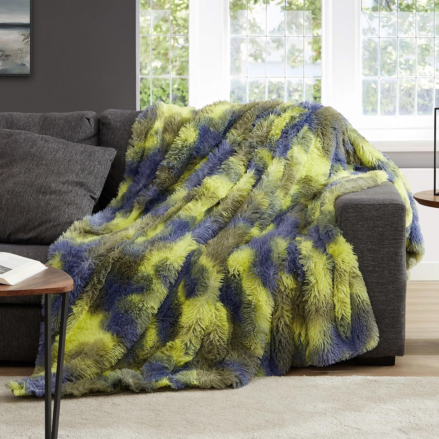 Fluffy Blanket W/Camo Fur, Ultra Soft Throw Blanket for Teens, Warm Fuzzy Blankets and Throws for Bed, Stylish Tie Dye Faux Fur Blanket as, Fall Blanket 50” X 60” Xmas Gift
