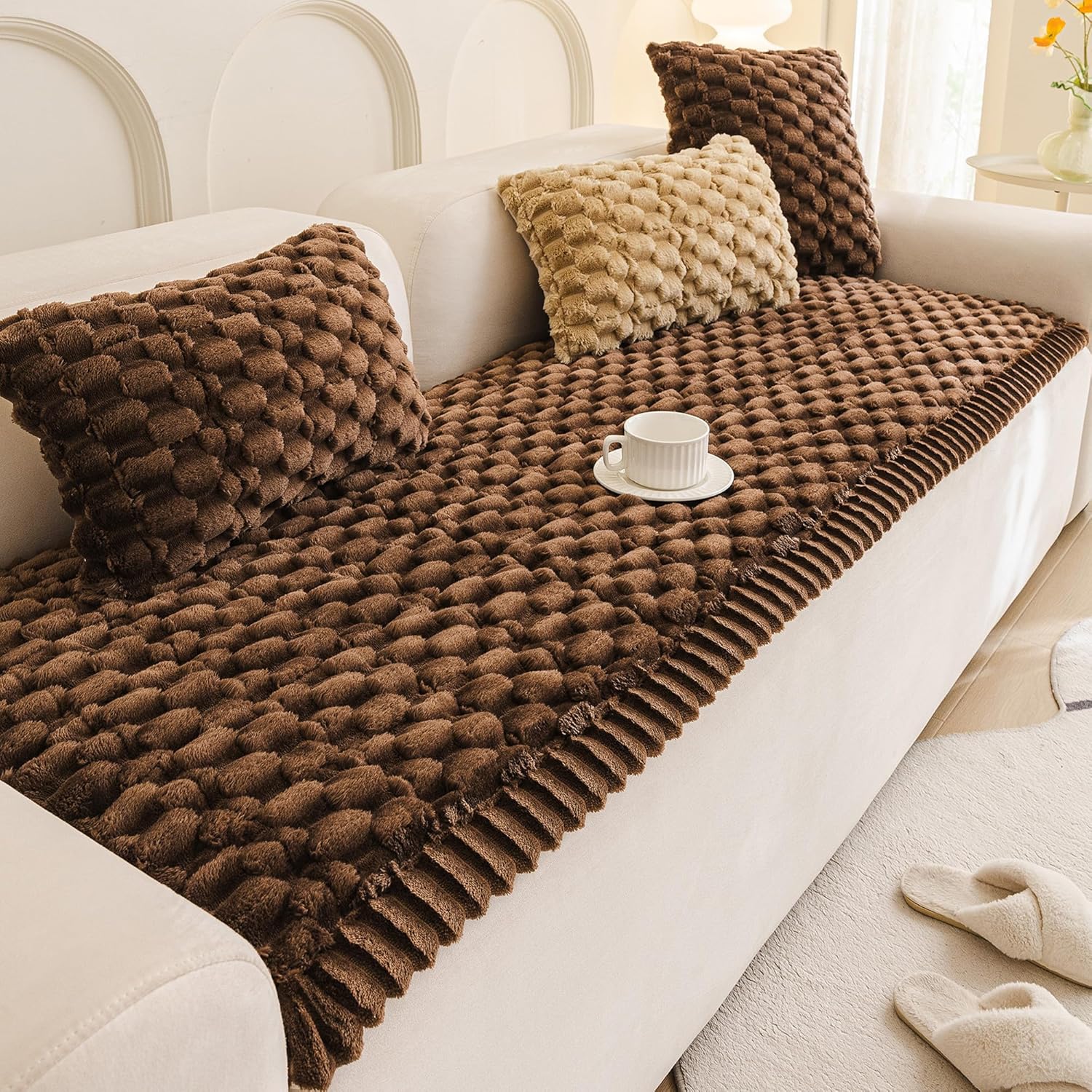 Mivnue Pet Couch Cover Dogs Washable Sofa Protector Non Slip Fuzzy Couch Pads Pet Friendly Dog Mat for Couches and Sofas