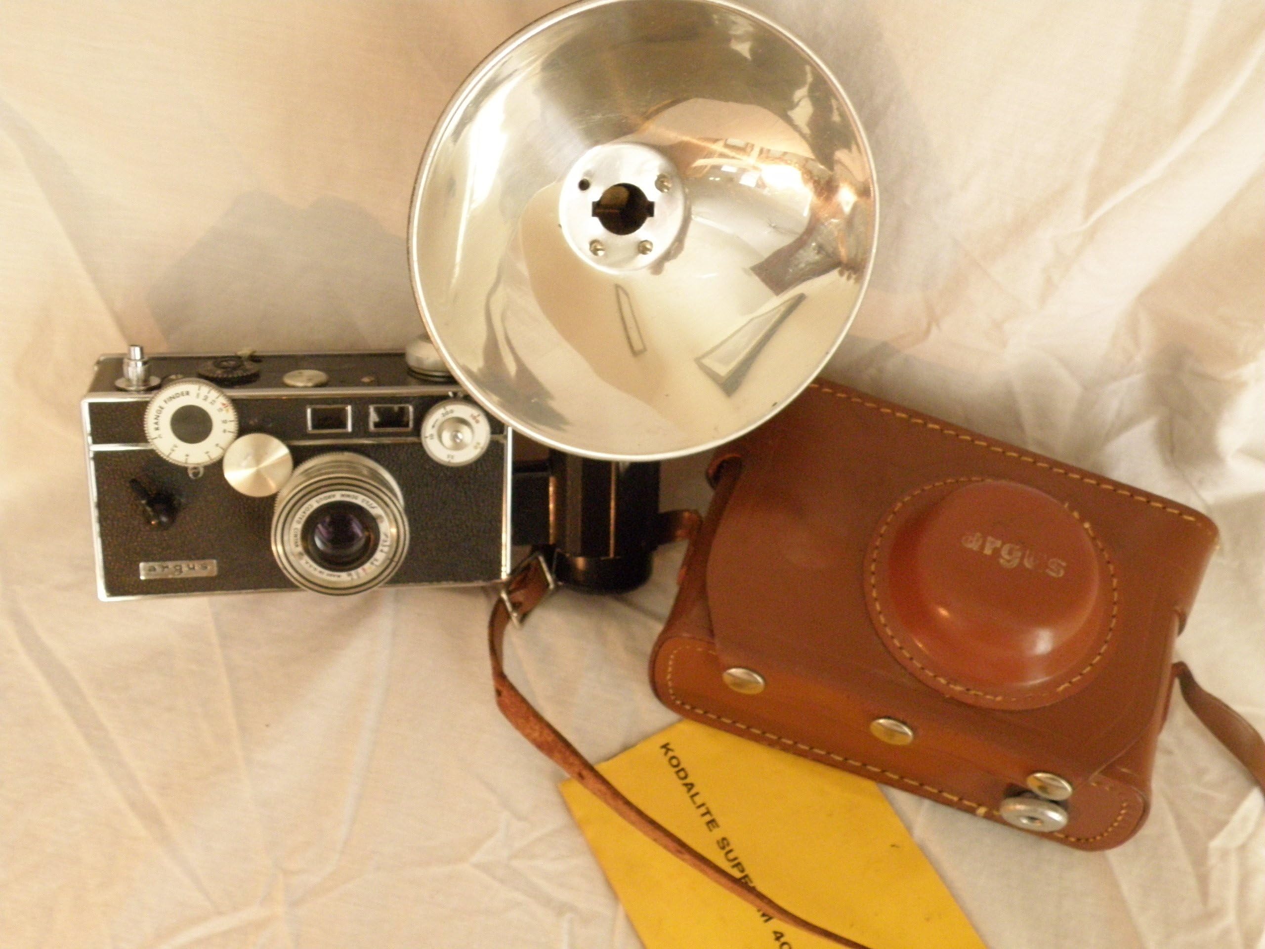 Vintage Argus C3 The Brick 35mm Film Camera +Case + Flash All Works