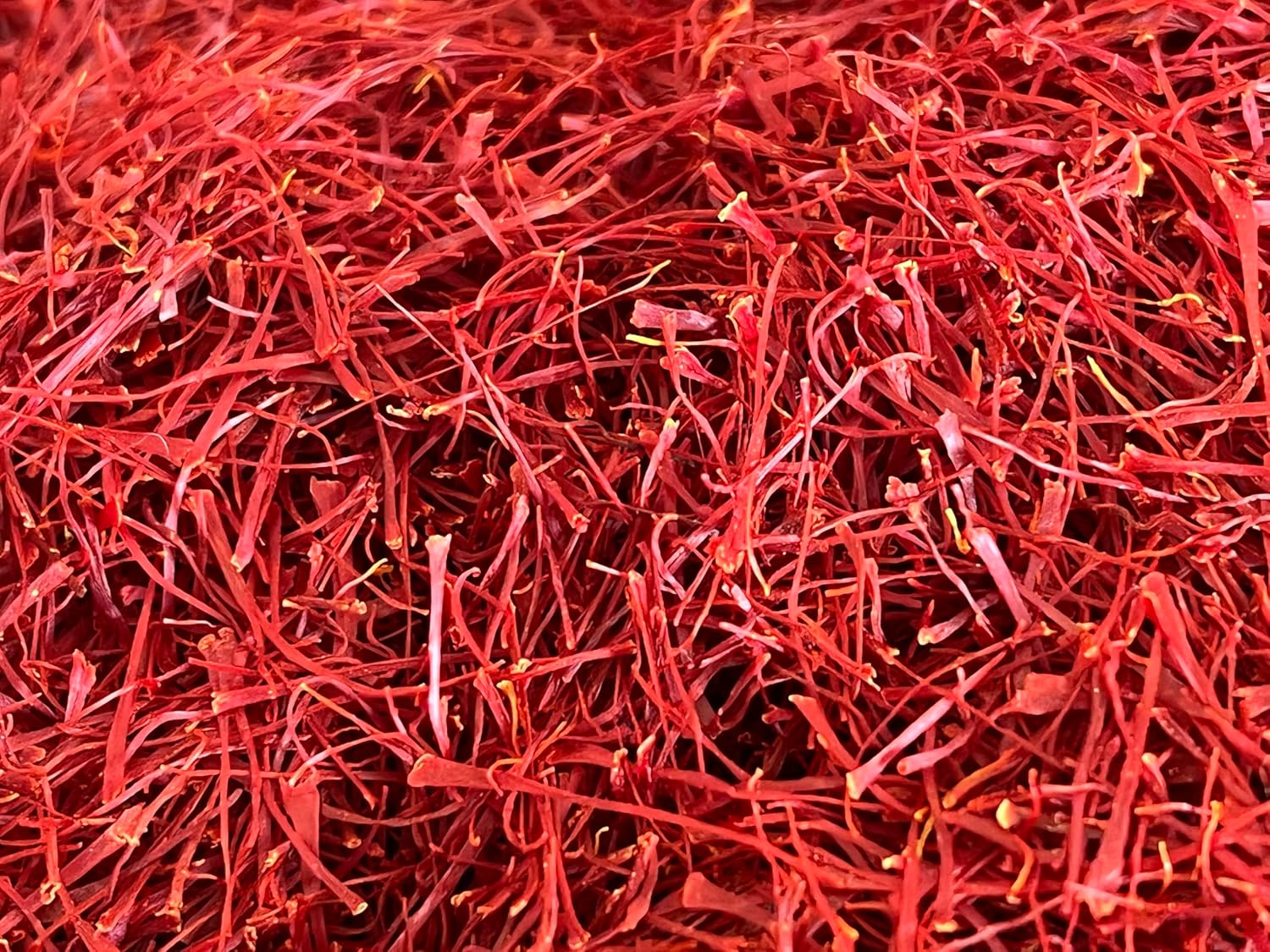 Negin Grade A Saffron from Afghanistan - 2.5 Gram Tin