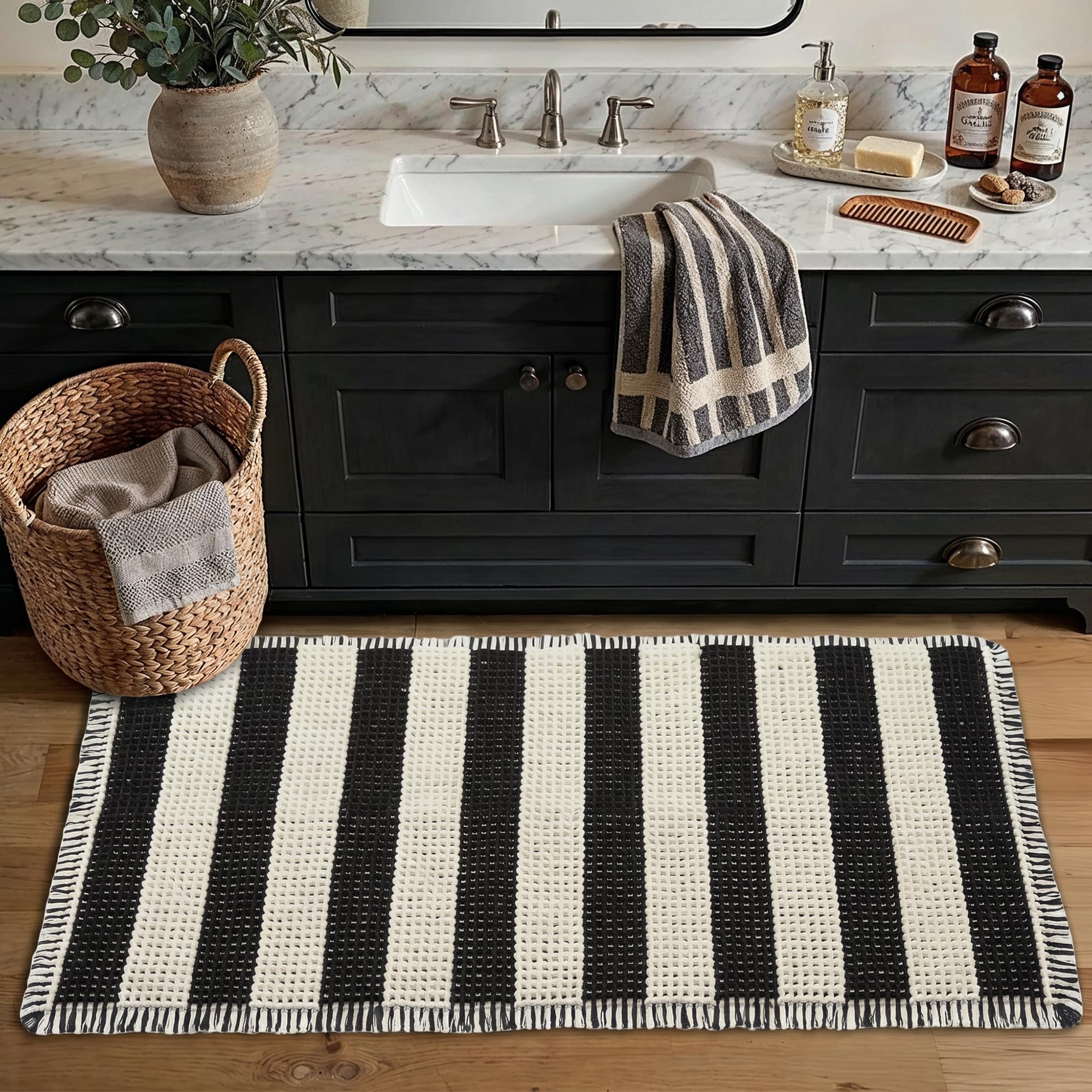 matessenz 2x4ft waffle bath mat, water absorbing bath mat nonslip fast drying soft foot feeling long bathroom rug for bathroom, machine washable runner rug withtassels, black and white stripes