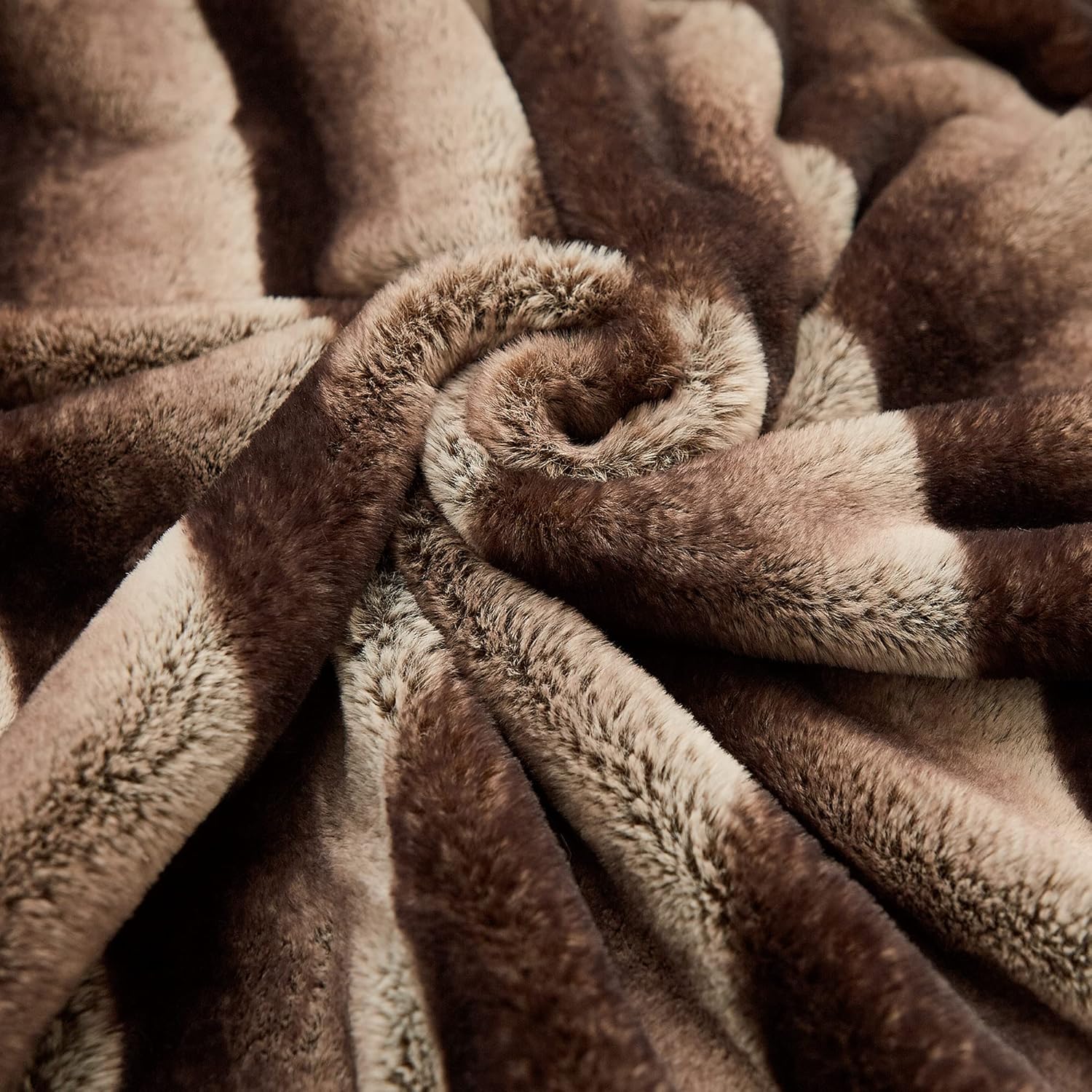 Home Soft Things DIY Tip Print Faux Fur Bed Rest Reading Pillow Cover and Filling, Need Assembly, Lounger Backrest Pillow for Sitting in Bed with Arms, 20" x 18" x 17", Meru Strip Carafe