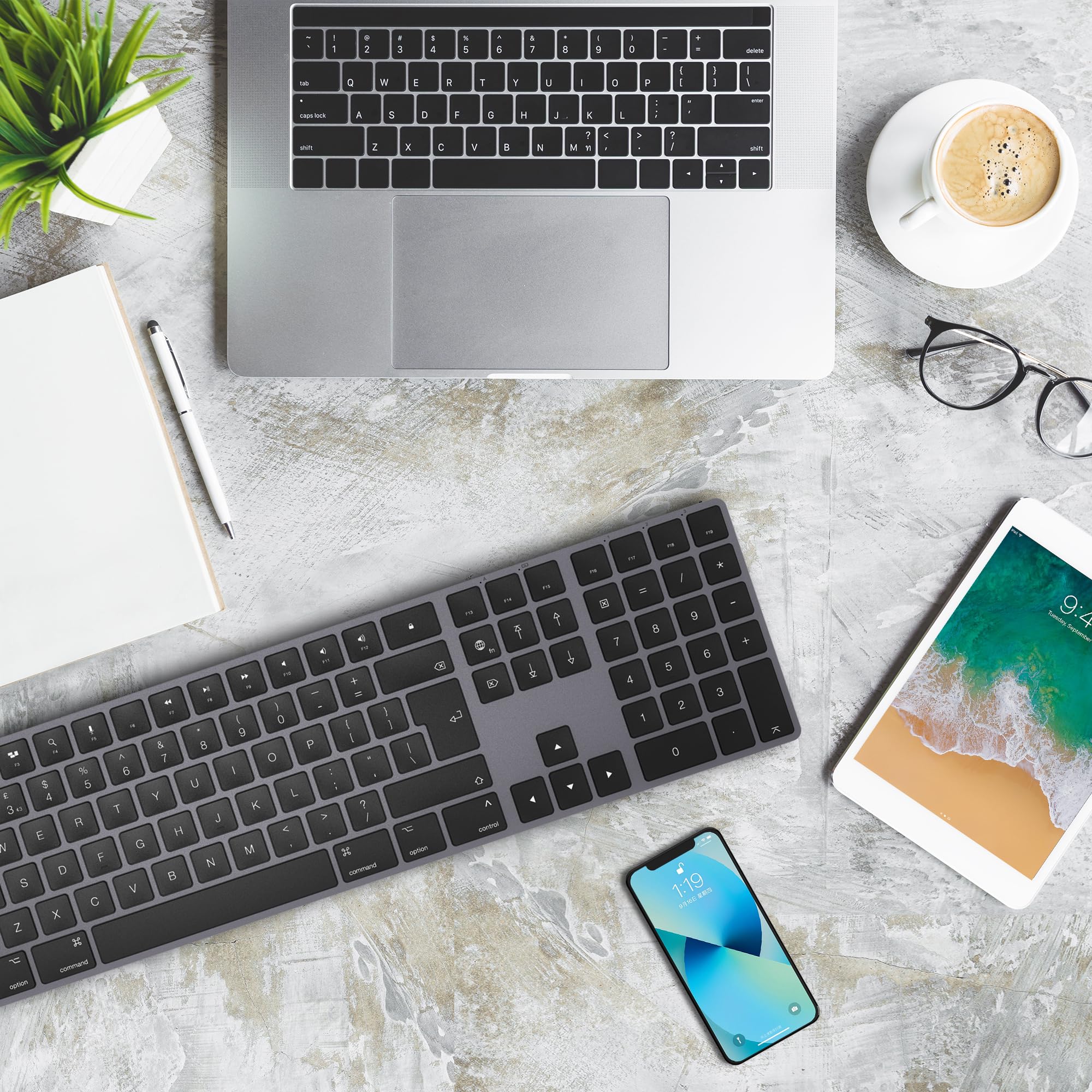 Clavier Bluetooth sans fil en aluminium pour Mac, touches discrètes et silencieuses pour multi-appareils, compatible avec Apple iMac, MacBook, Mac et iPad, batterie rechargeable, gris