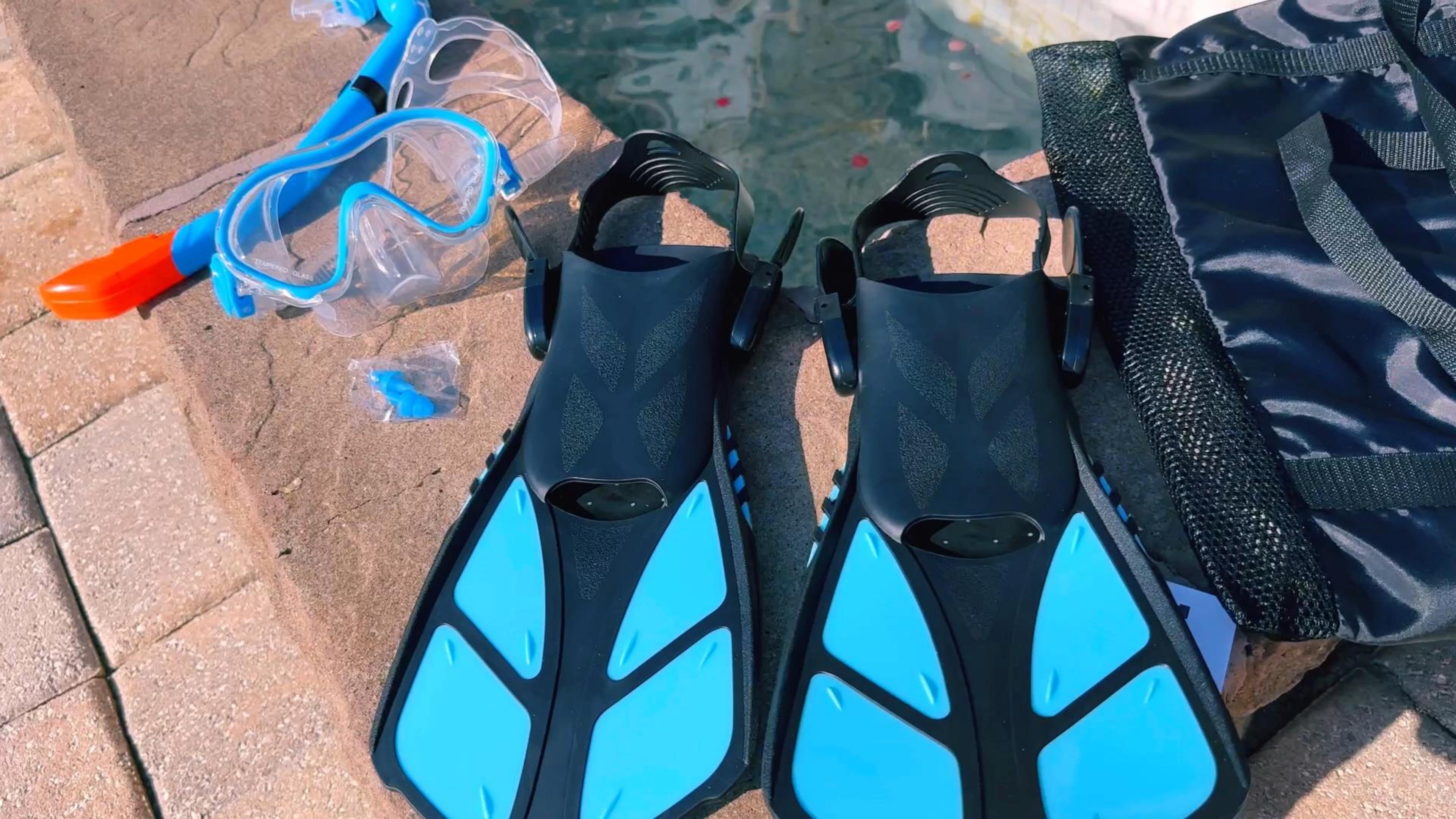 U.S. Divers Avila Kid Snorkeling Set With Mask, Snorkel, Fins, And Gear Bag Included Small Blue Yellow