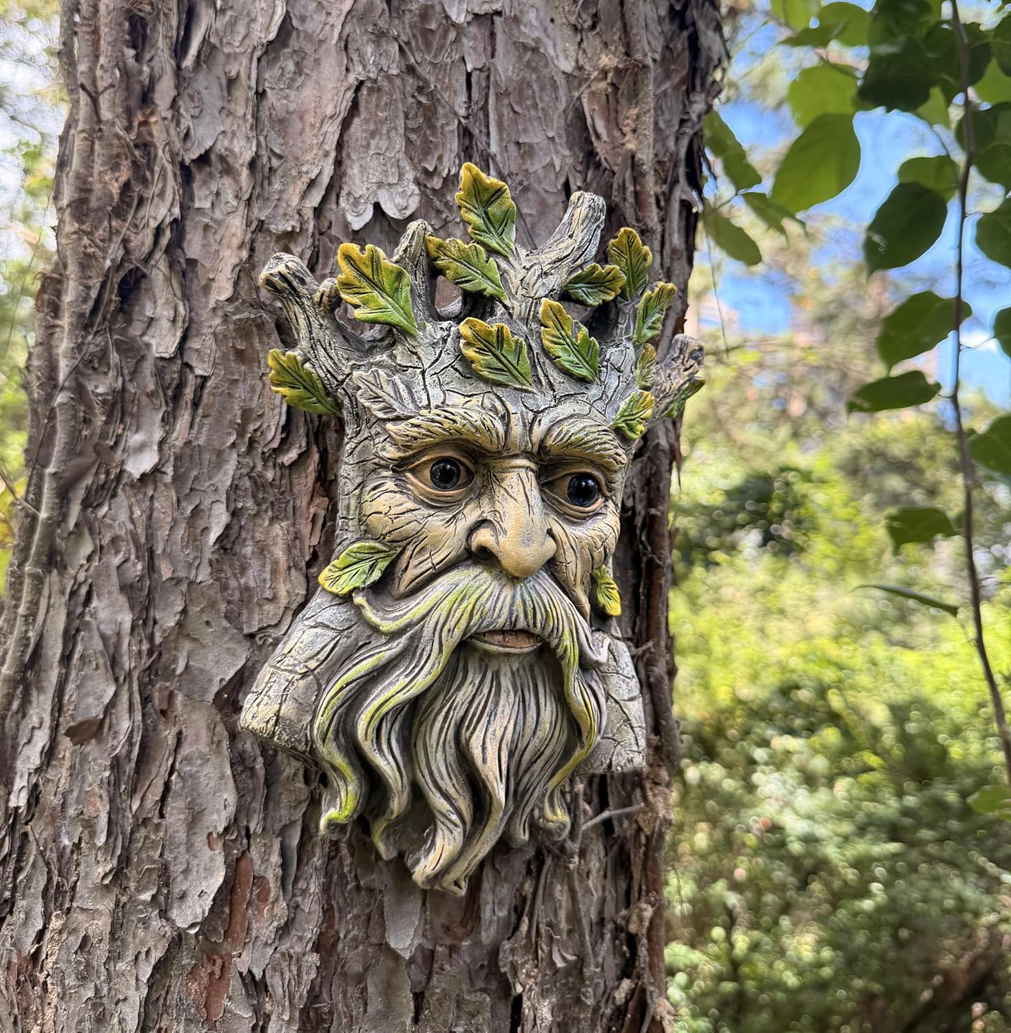 coolboy Tree Faces Bird Feeder Garden Decor,Whimsical Tree Hugger Sculpture,Funny Old Man Bird Feeders with a Leaves for Outdoor & Fences,Trees Decoration Outdoor Wallmounted Statue