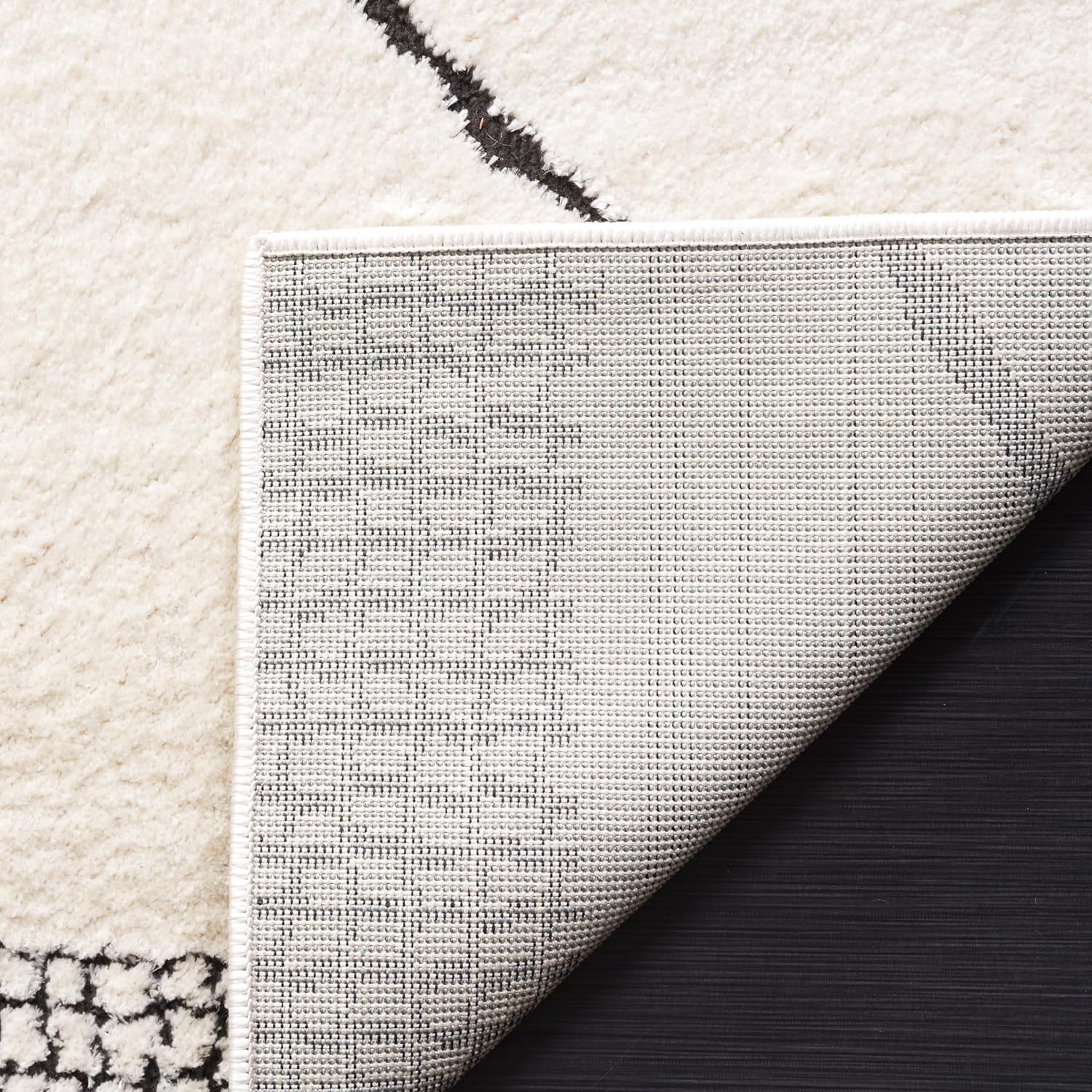 SAFAVIEH Melody Collection Runner Rug - 2'2" x 8', Ivory & Black, Moroccan Boho Design, Non-Shedding & Easy Care, Ideal for High Traffic Areas in Living Room, Bedroom, Dining Room (MEL104A-28)