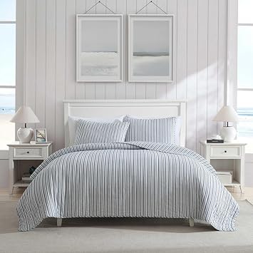 Nautica - Quilt Set, Soft Bedding with Matching Sham, Rounded Corner, Reversible Design Coleridge Blue, Twin