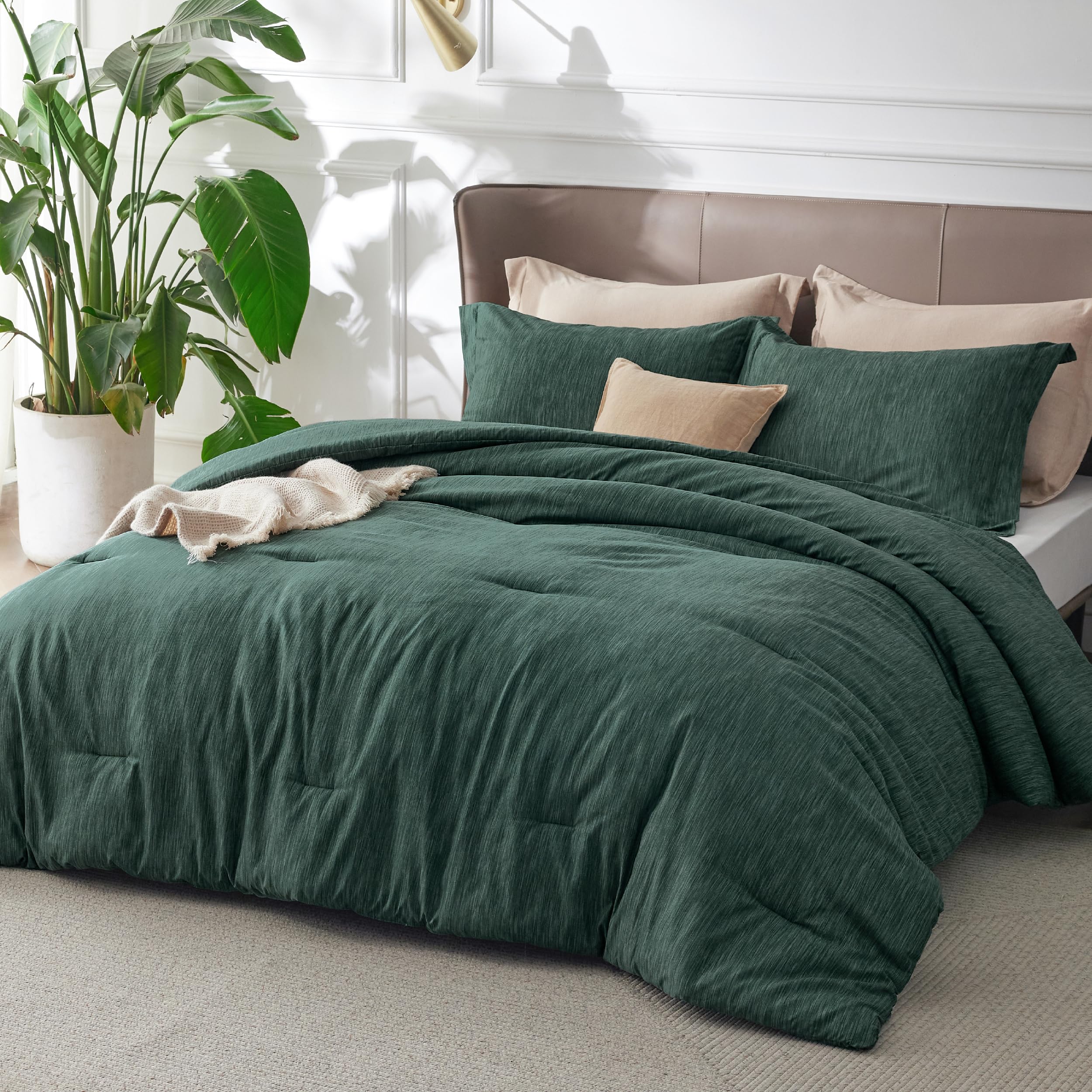 Bedsure Dark Green Queen Comforter Set, Cationic Dyed Bedding Set 3 Pcs