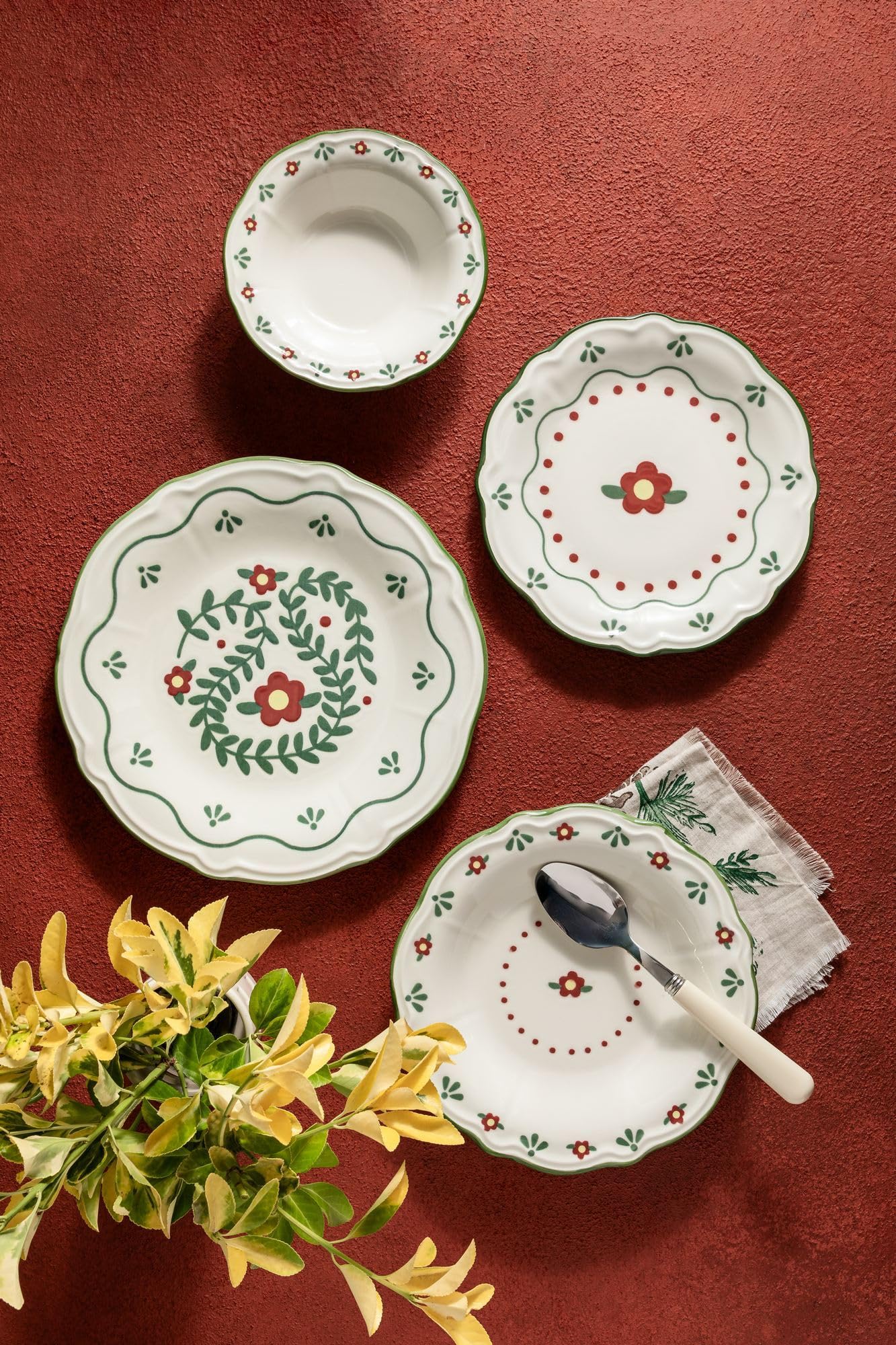 Elegancki 24-częściowy zestaw naczyń, 100% porcelana | Zawiera talerze do serwowania, talerze obiadowe, talerze deserowe i miski, idealny dla gości