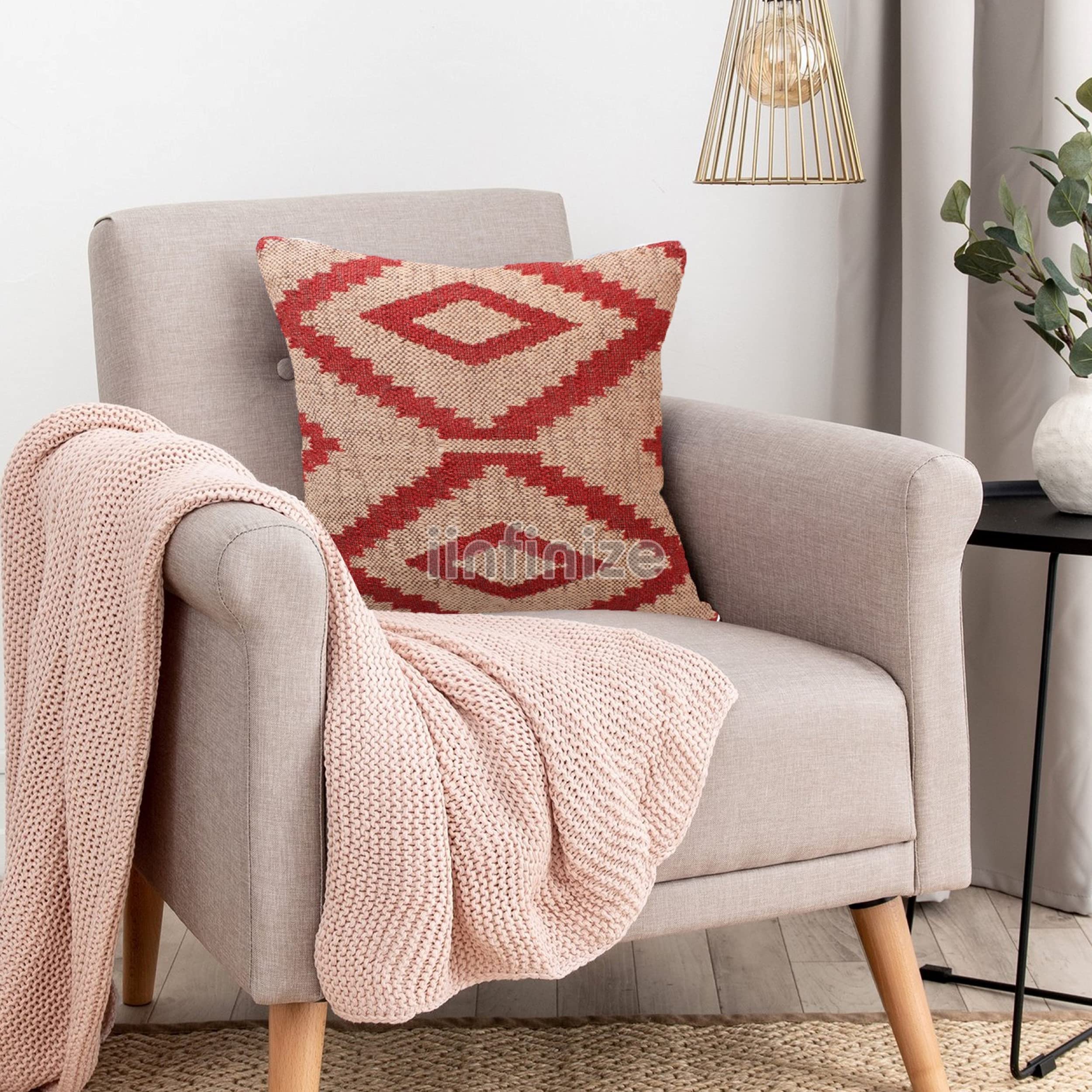 Housse de coussin Kilim en laine pour renouveler un canapé usé