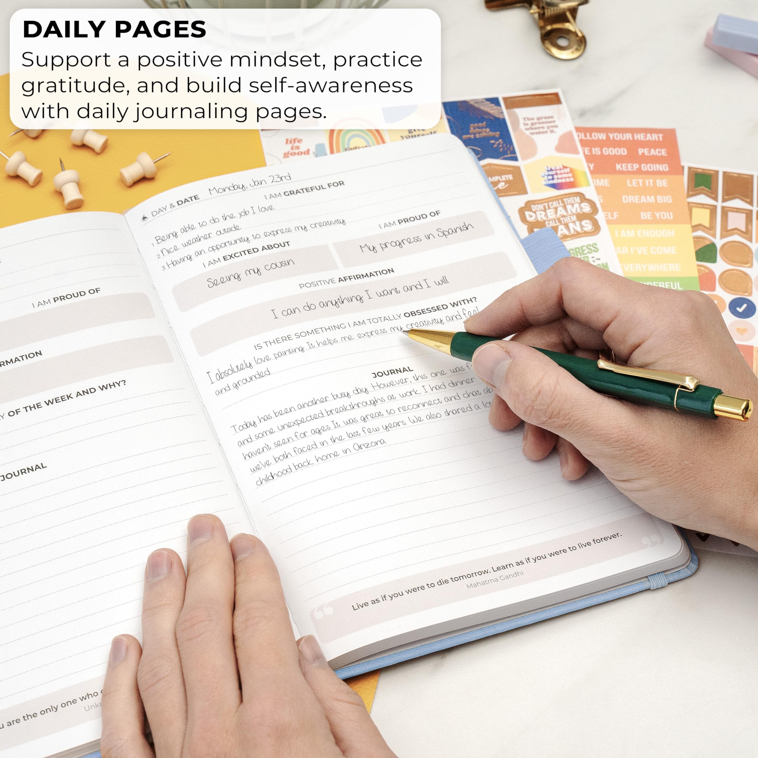 Clever Fox Positivity Journal – Tägliche Dankbarkeit & Bestätigung mit Aufforderungen – Motivierendes Notizbuch für psychische Gesundheit mit Gewohnheitstracker (Immergrün)