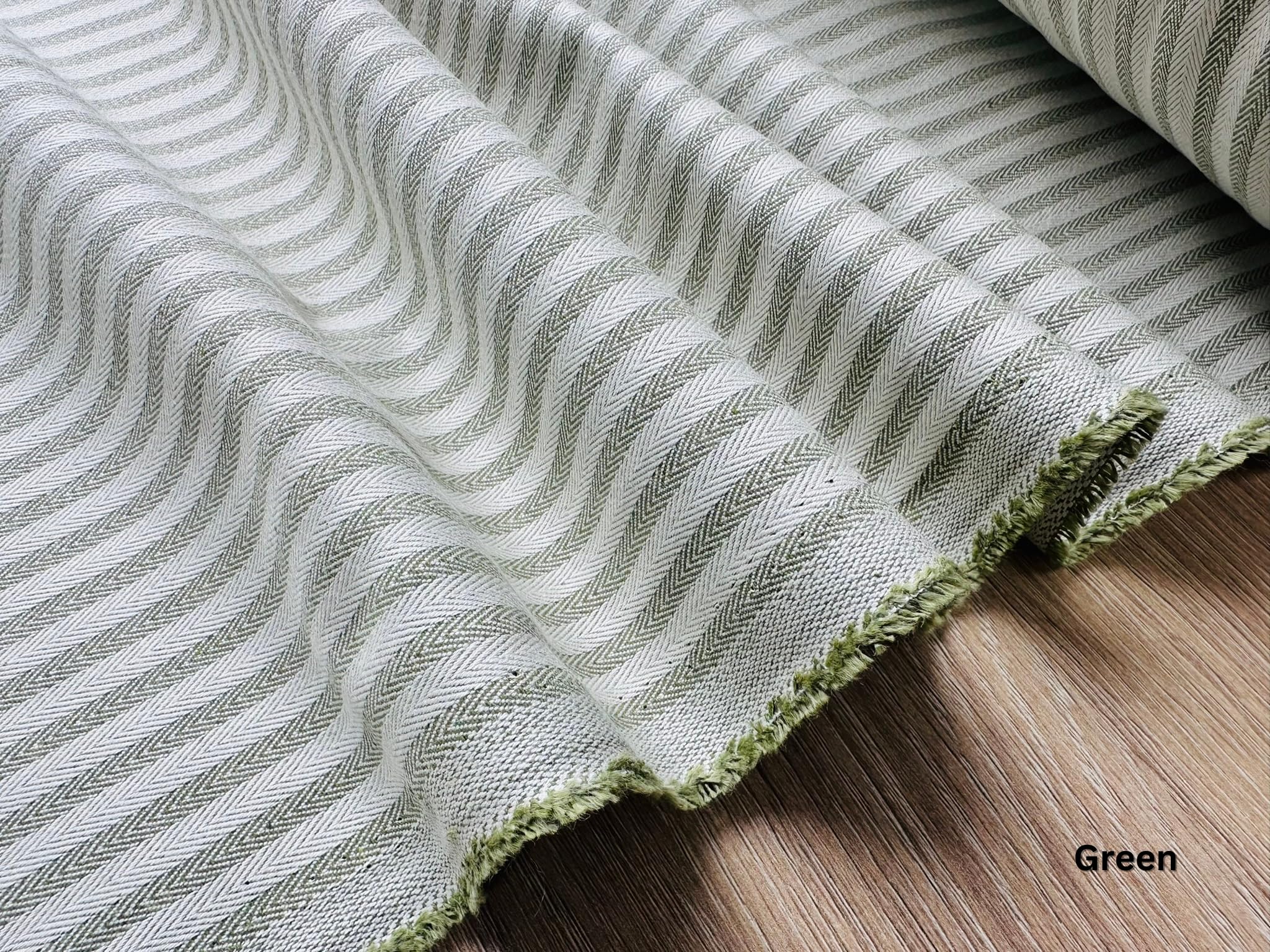 Tissu à chevrons 5 mm aspect lin pour coussin rayé, lignes crème, décoration d'intérieur, couture – 328 cm extra large – Vendu au mètre – Vert