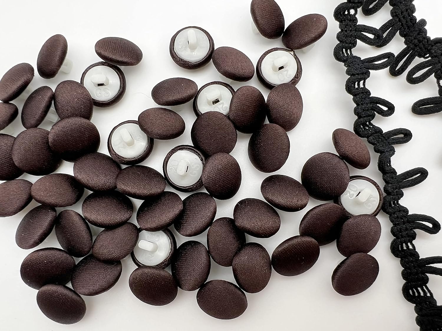 PEPPERLONELY 50PC 1/2 Inch Satin Cloth Buttons with Shank and Buttonhole Set for Bridal Wedding Dress Satin Blouse Prom Dress & Formal Dress - Brown