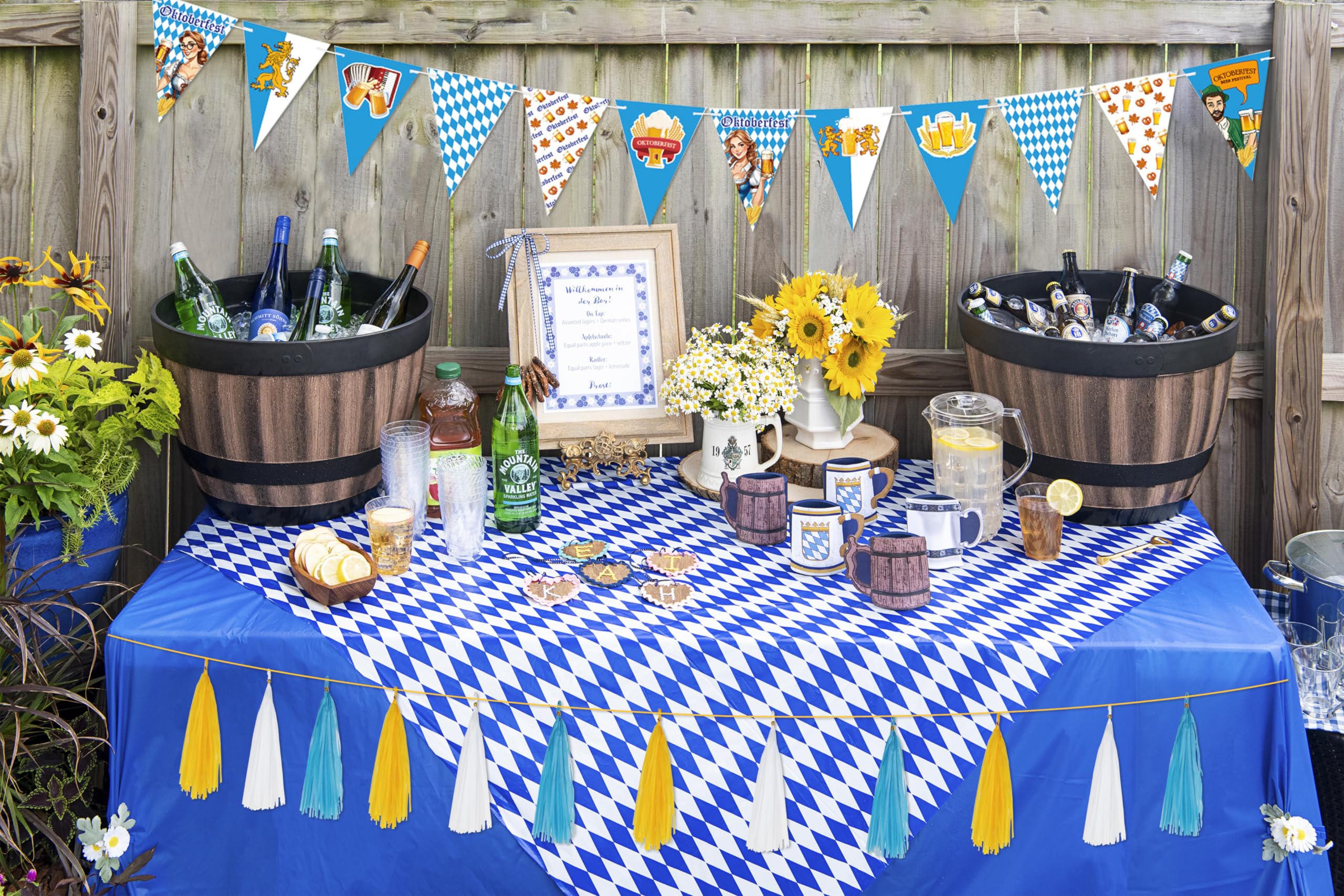 Whaline 177Pcs Oktoberfest Party Supplies Oktoberfest Disposable Tableware Set Blue White Checkered Dinnerware For German Beer Festival Supplies