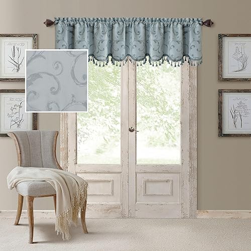 Elrene Home Fashions cenefa de ventana de Damasco con borlas, 52 pulgadas de ancho x 19 pulgadas de largo, azul (1 cenefa)