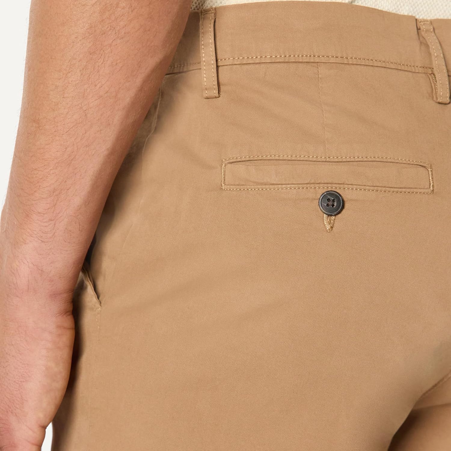 Amazon Essentials Men's Slim-Fit 5" Flat-Front Comfort Stretch Chino Shorts - Image 5
