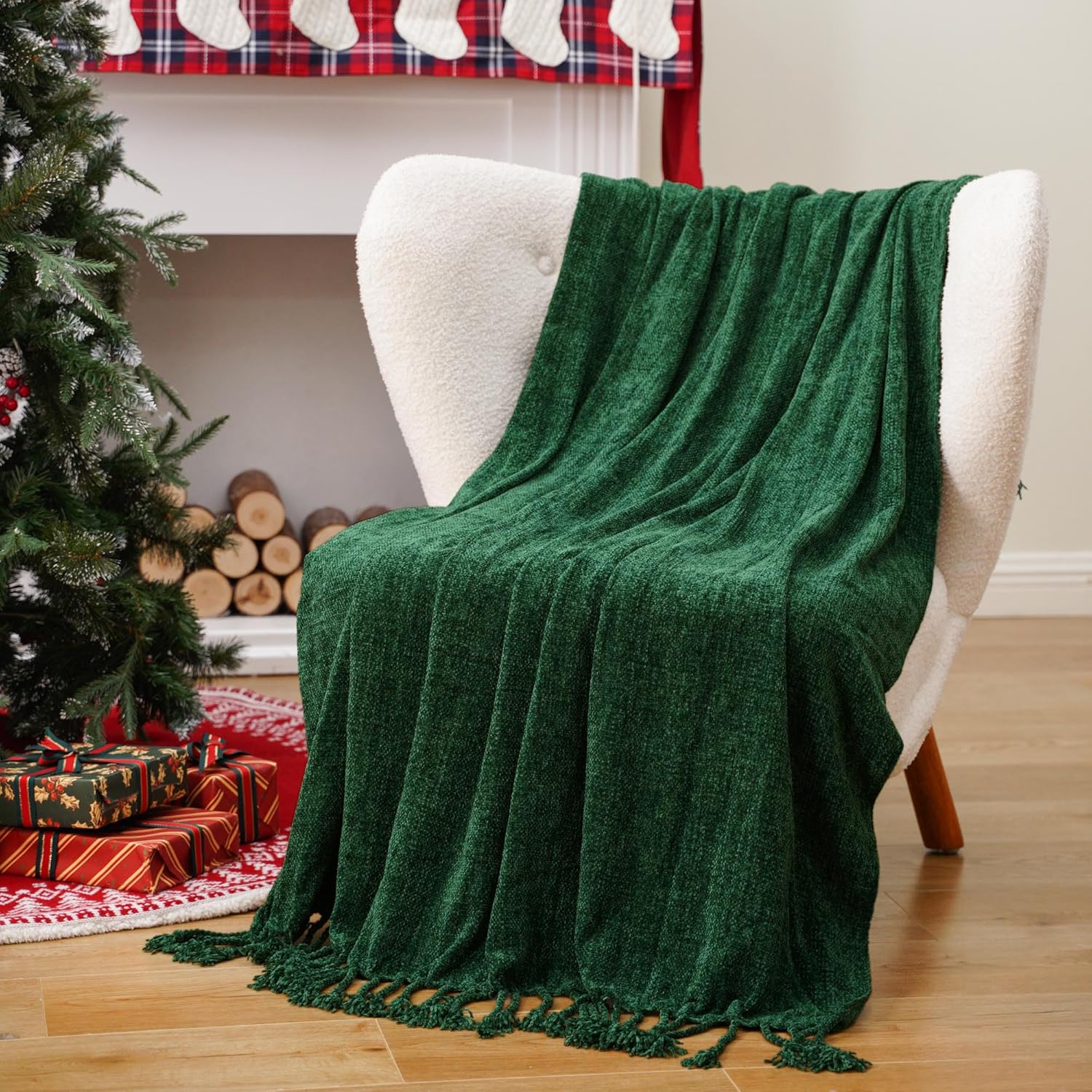 BATTILO HOME Chenille Knit Throw Blanket for Couch, Soft Cozy Christmas Green Knitted Throw Blanket with Fringe, Lightweight Blanket for Christmas Decoration, 50"x60"
