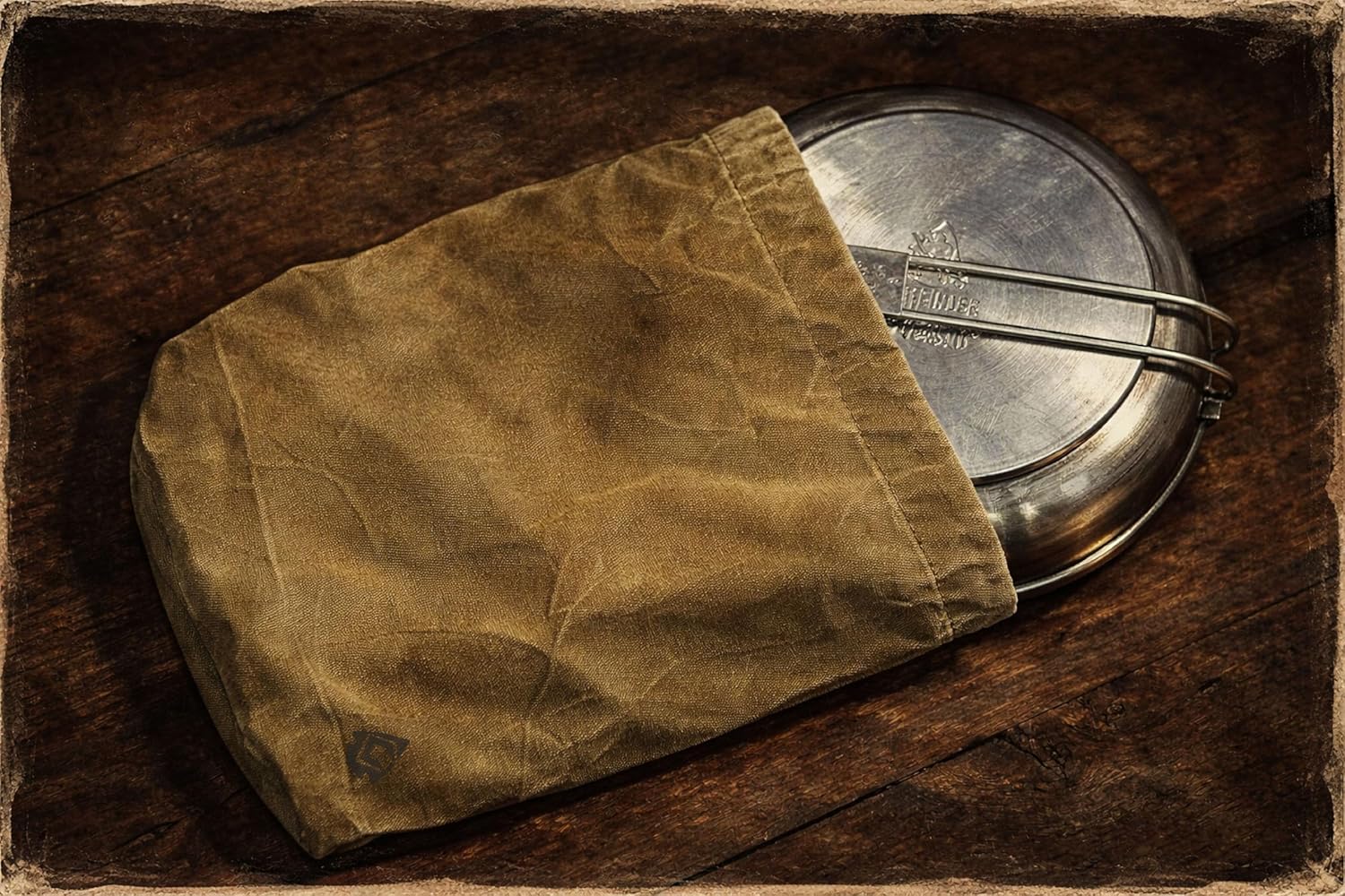 Camp Skillet Bag, Handmade Waxed Canvas Storage Bag for Steel and cast Iron cookware, Camping Gear, bushcraft Gear, Survival Gear
