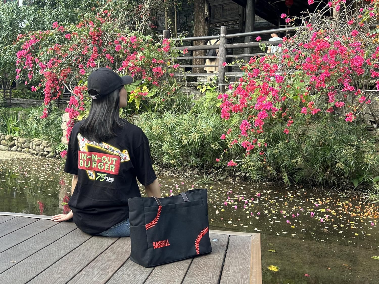 Baseball Mom Canvas Tote Bag, Large Shoulder Handbag with Pockets, Baseball Gifts for women coaches (Black, X-Large)