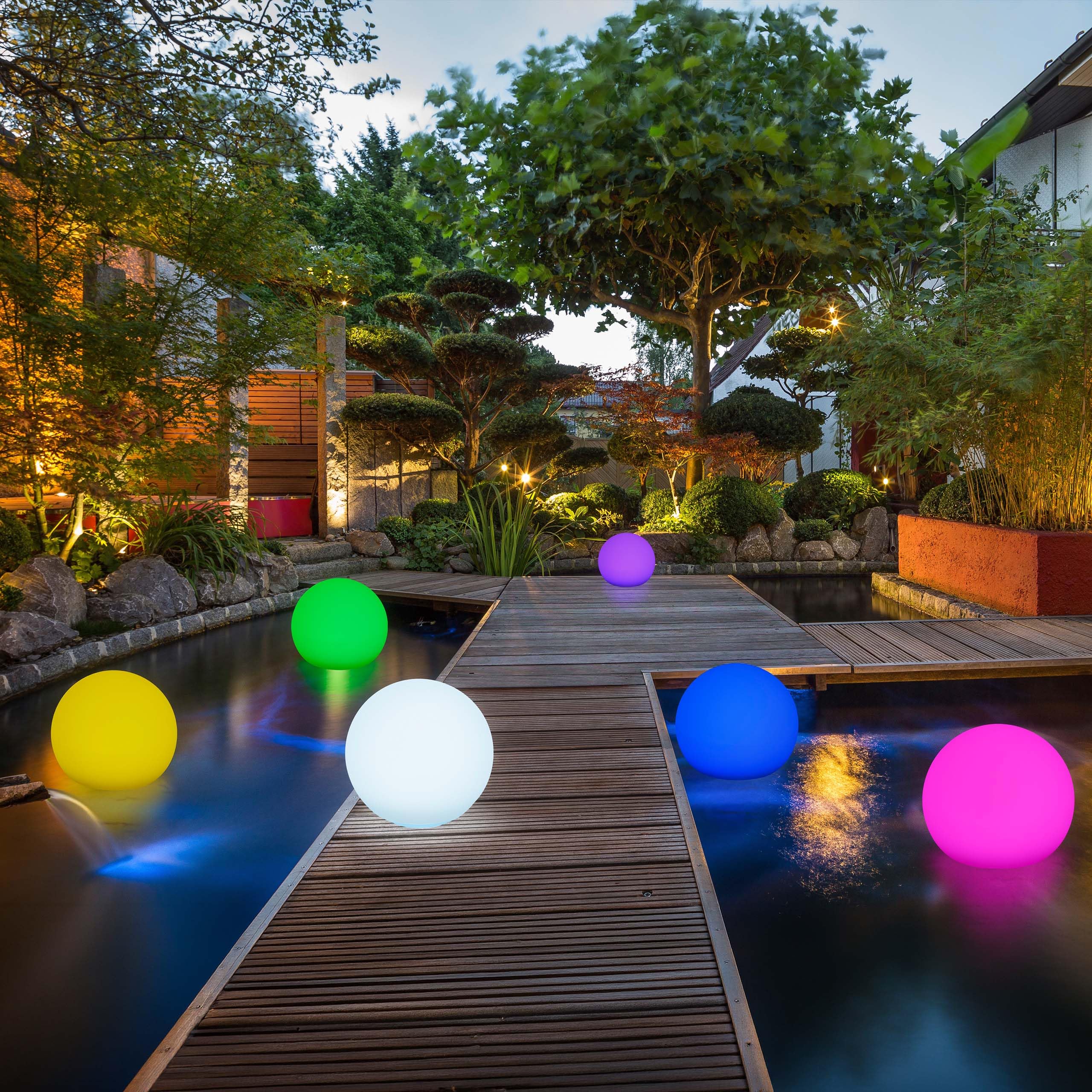 LED Solarlampe Außen Solarleuchte Garten Farbwechsel Dämmerungssensor USB Solar aufladbar IP67 wasserdicht RGB LED dekorative Außenleuchte Kugel 30x28 cm