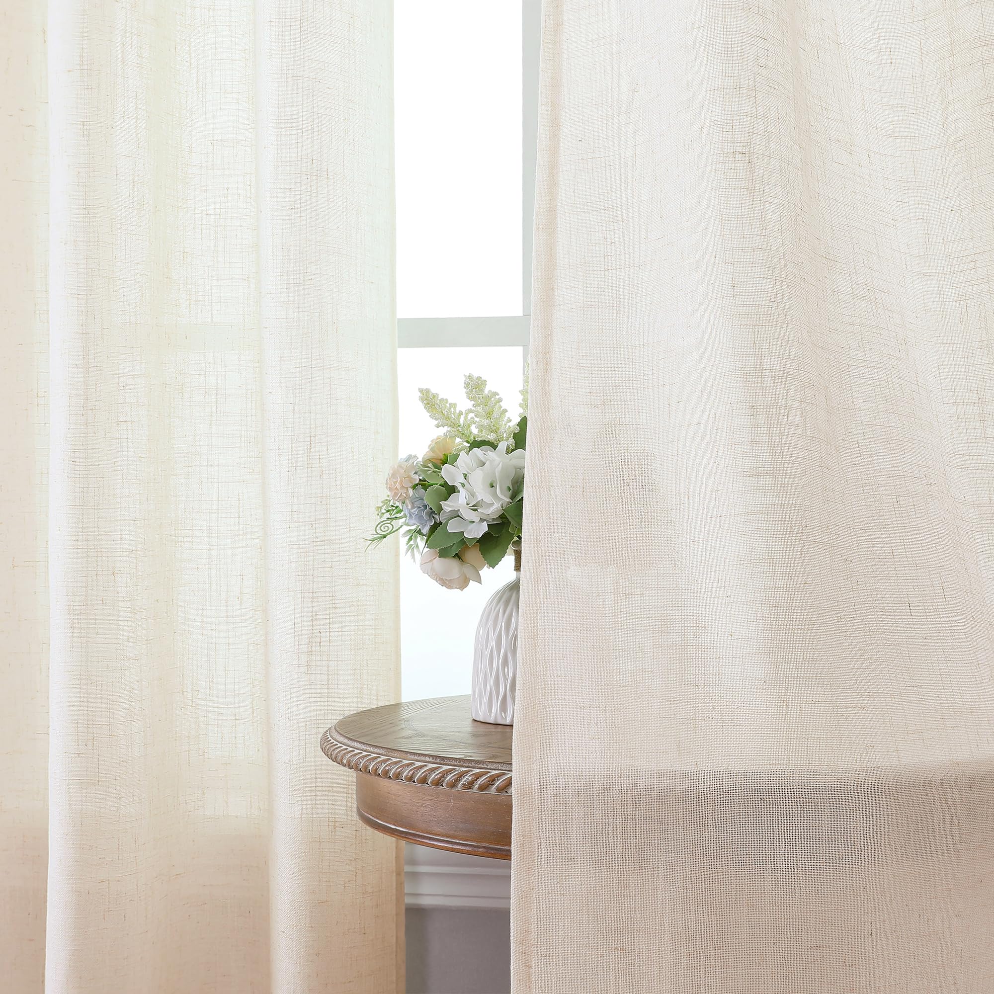 Joydeco Rideau Voilage Lin Semi-Transparent à Oeillets 132x225cm 2 Panneaux, Voilages Beiges pour Décoration Fenêtre de Salon Chambre Bureau et Protection de la Vie Privée
