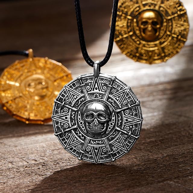 Foto 7 de 8 de Spooktacular Creations 3 collares de moneda pirata, collar de calavera de Halloween para hombres