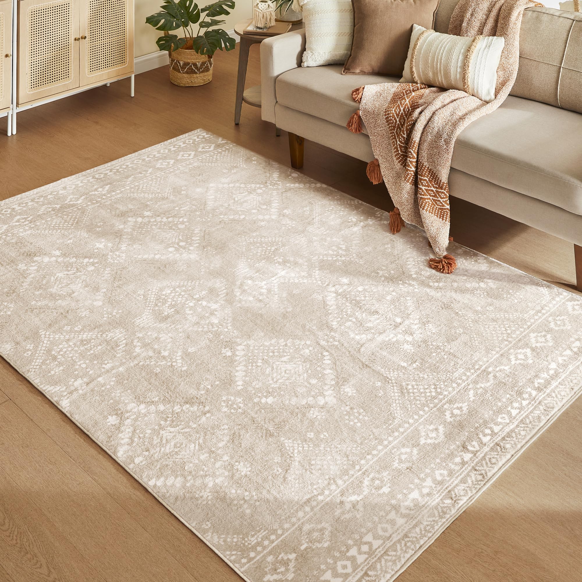SONGMICS Boho Teppich, 160 x 230 cm, Schlafzimmer Teppich, Wohnzimmerteppich, rutschfesterteppich, waschbarerteppich, flauschig, Dekoration, für Wohnzimmer, cappuccinobeige TAR029K01