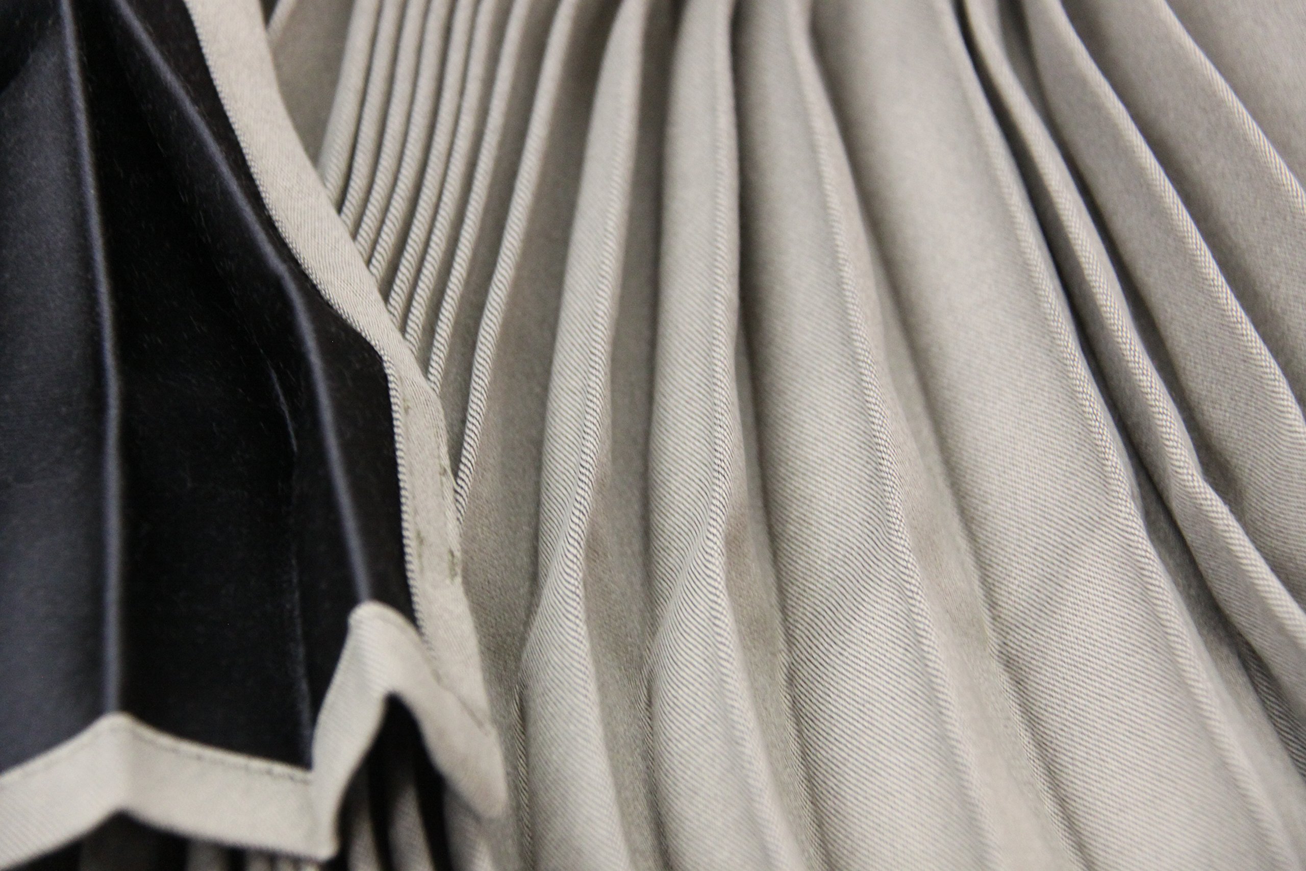 Amazon｜トラックカーテン リヤカーテン 表ベージュ/裏黒