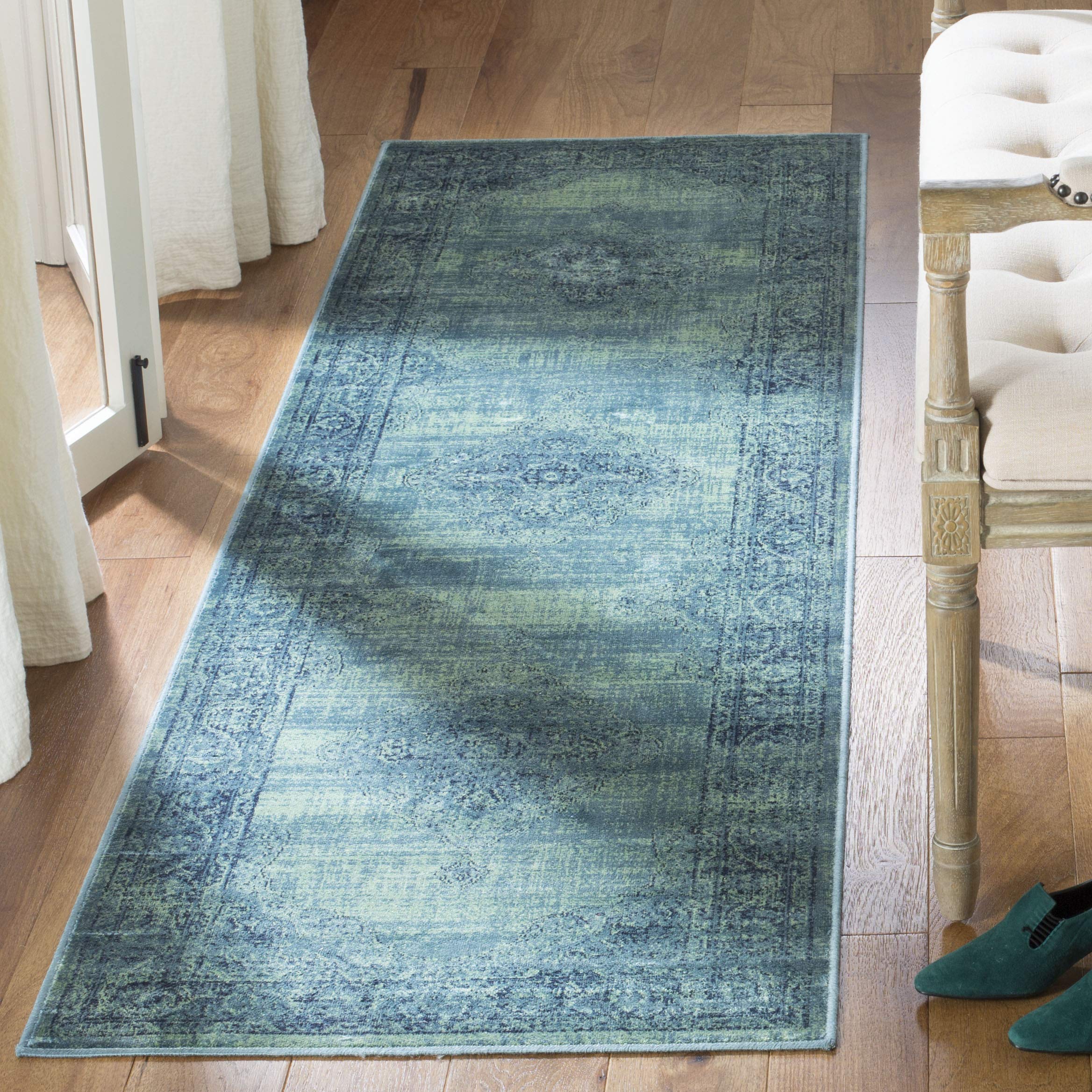 Safavieh Traditional Indoor Woven Runner Area Rug, Vintage Collection, VTG112, in Turquoise / Multi, 66 X 244 cm for Living Room, Bedroom or Any Indoor Space